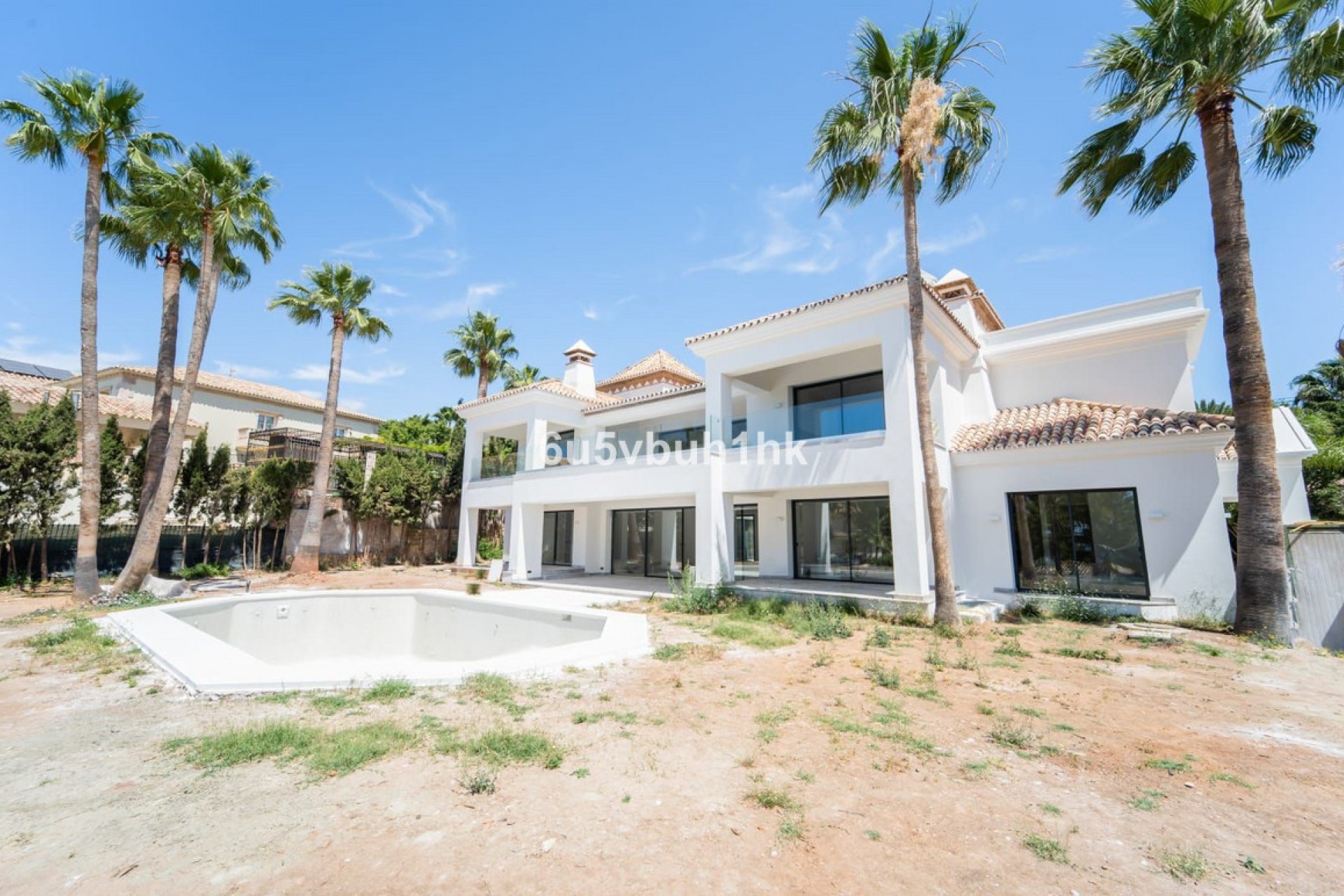 Resale - House - Detached Villa - Marbella - Sierra Blanca