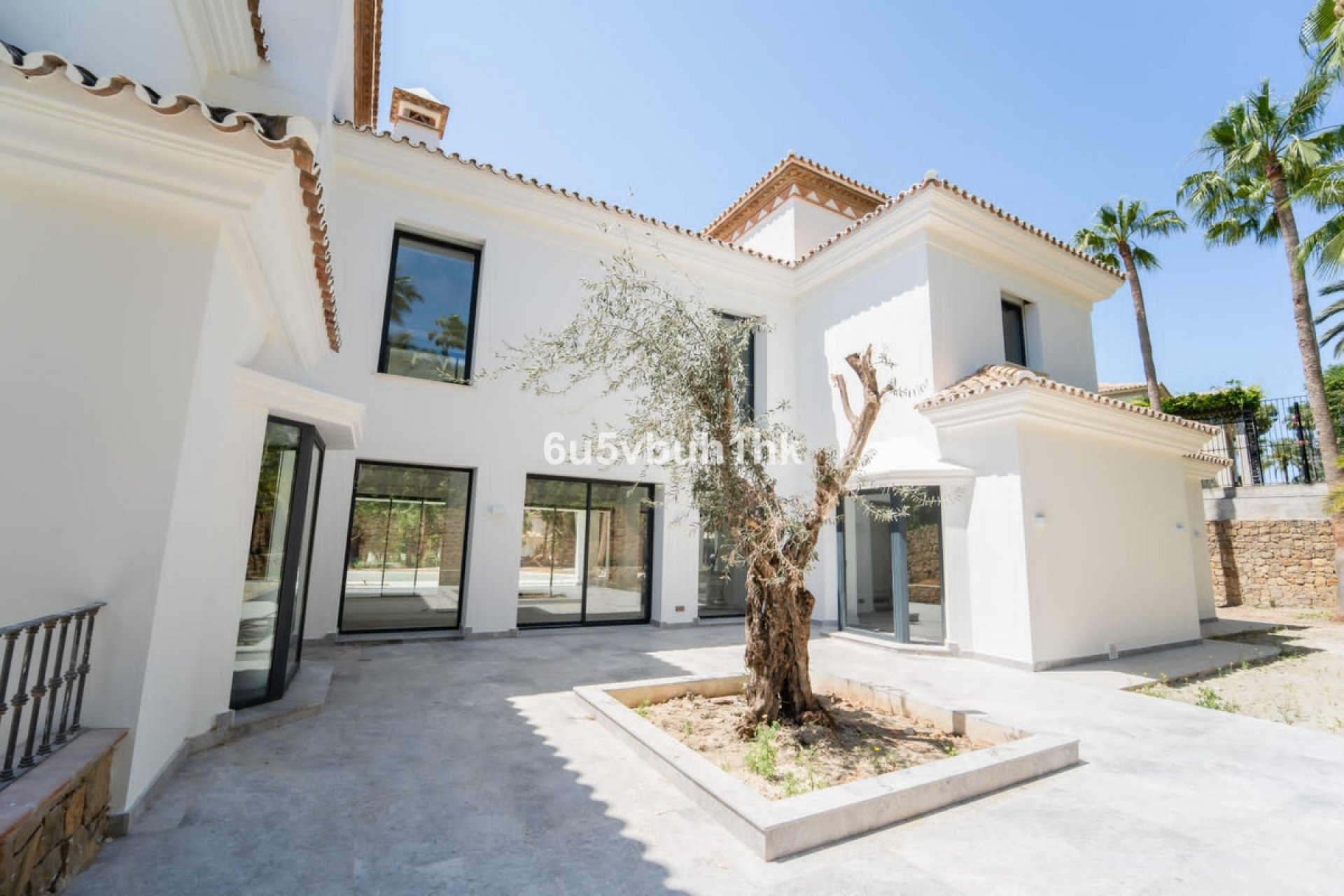 Resale - House - Detached Villa - Marbella - Sierra Blanca