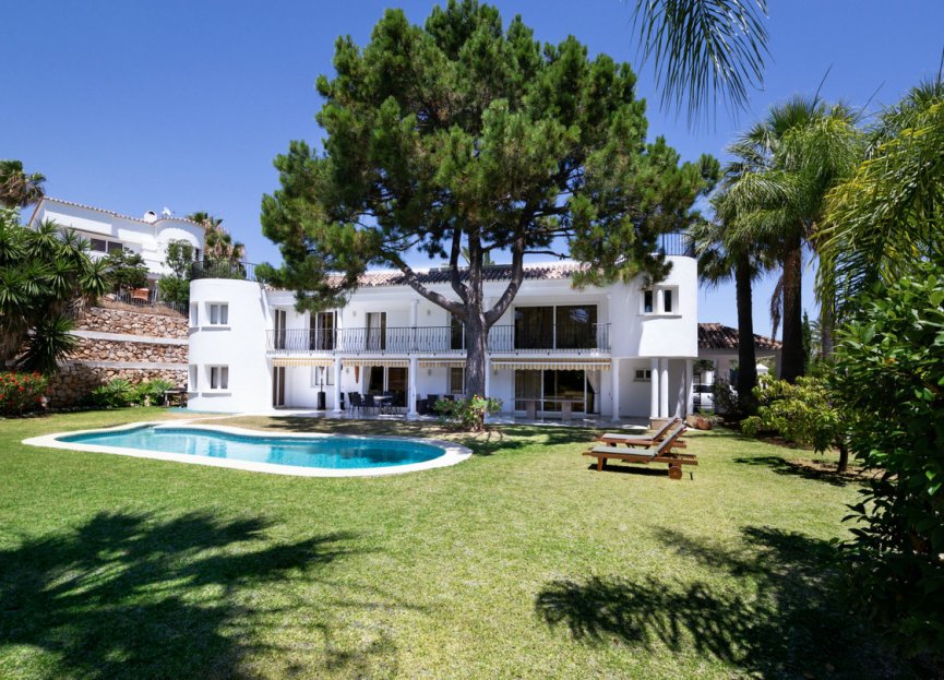 Resale - House - Detached Villa - Marbella - Sierra Blanca