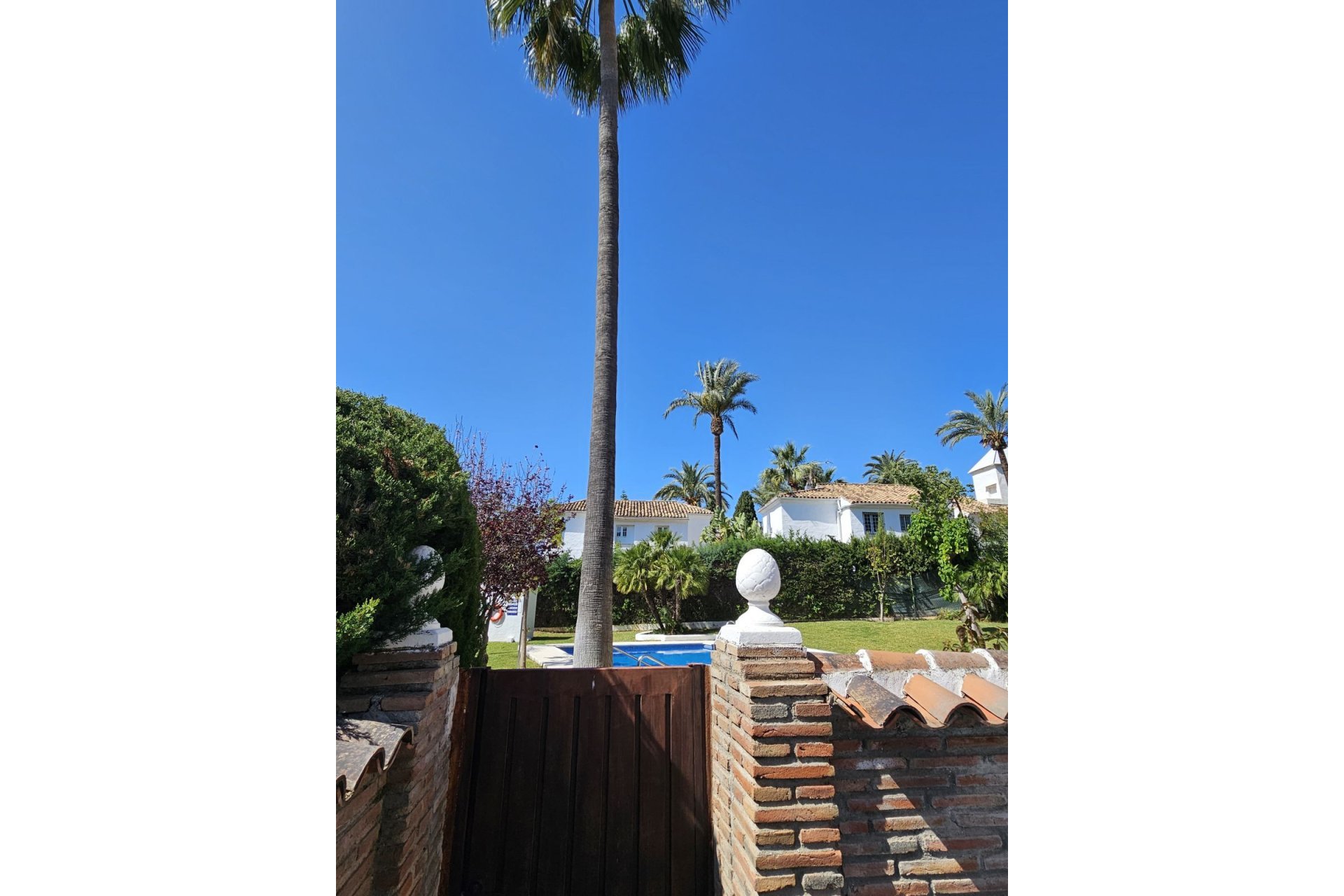 Resale - House - Detached Villa - Marbella - Sierra Blanca