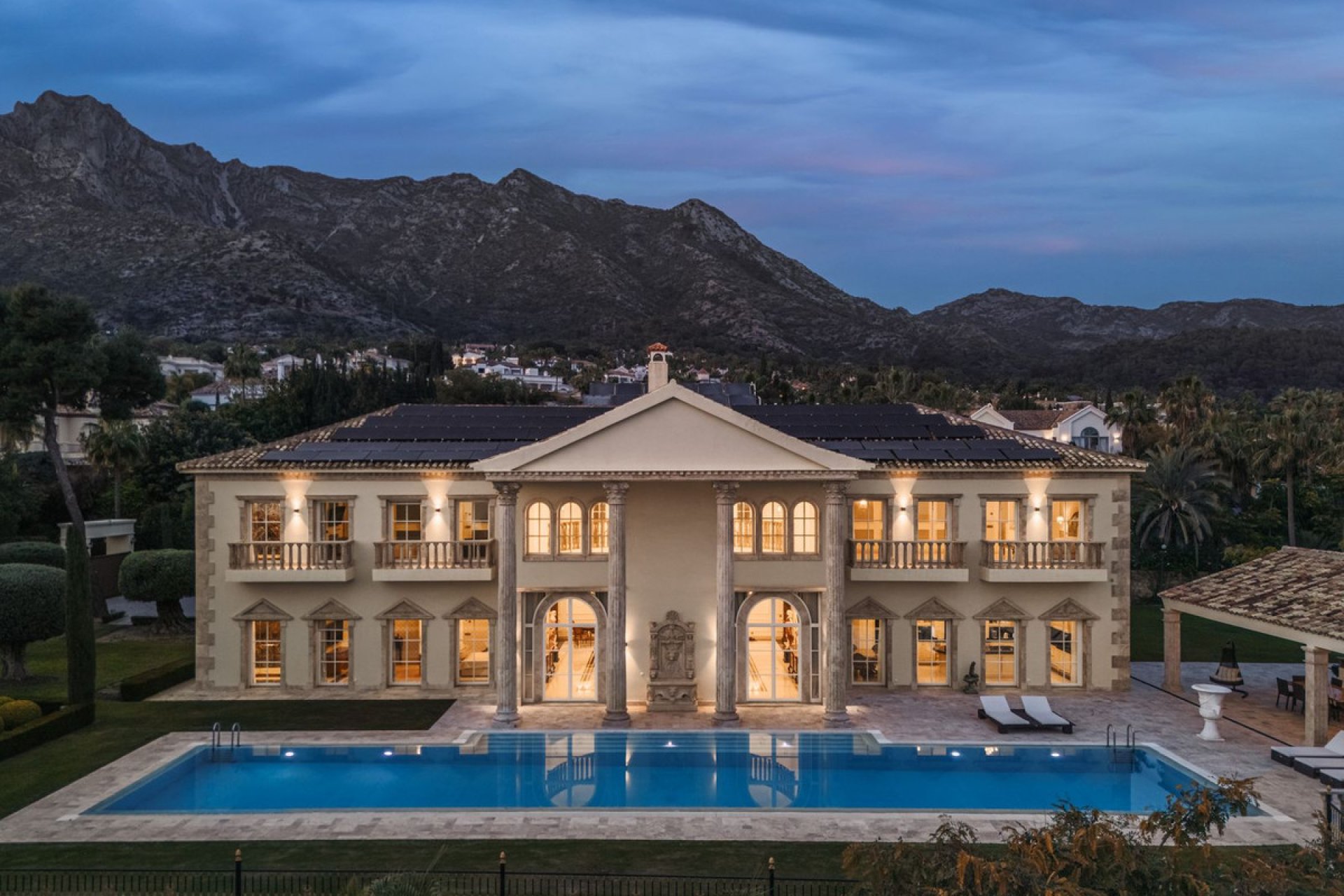 Resale - House - Detached Villa - Marbella - Sierra Blanca