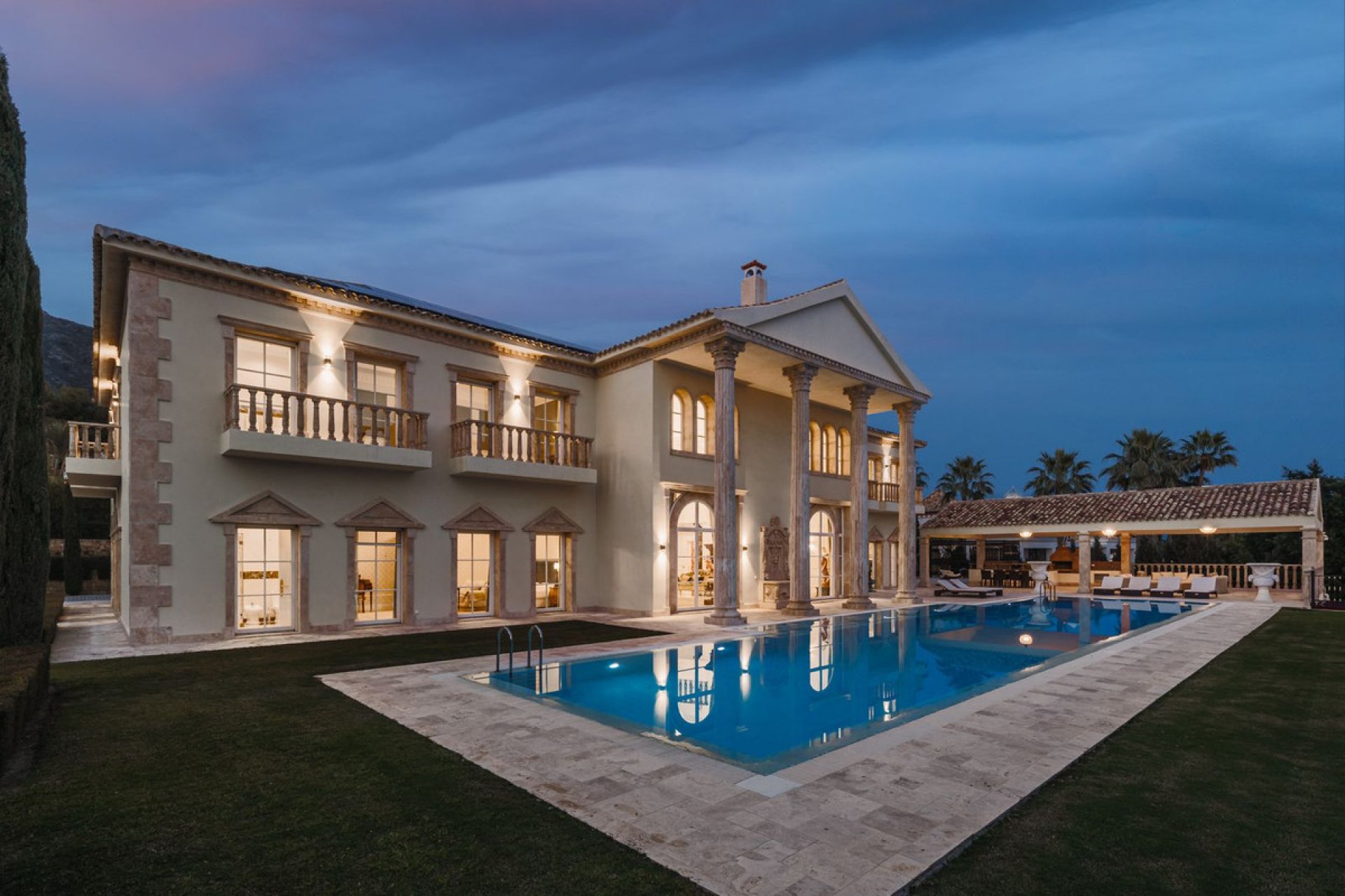 Resale - House - Detached Villa - Marbella - Sierra Blanca