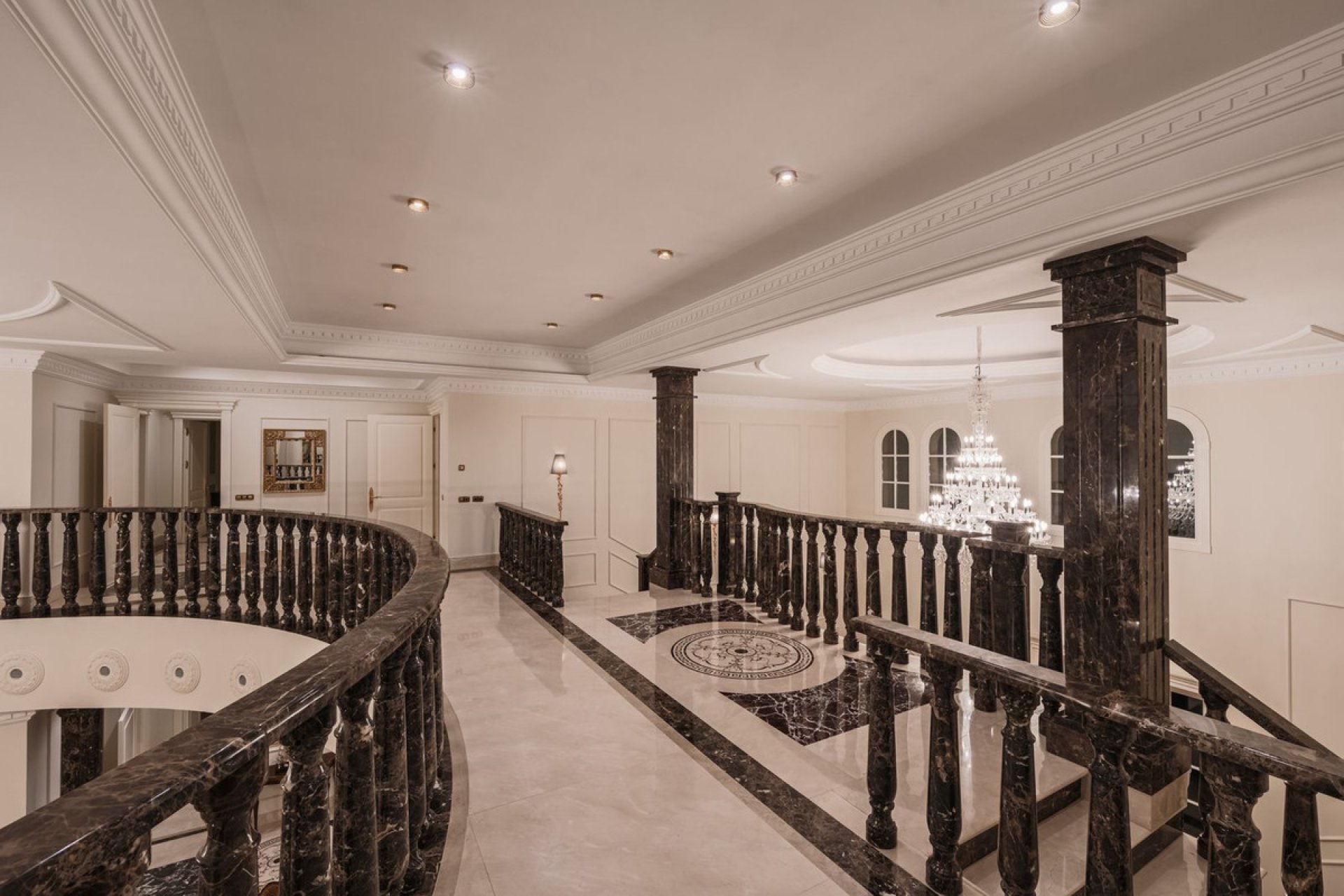 Resale - House - Detached Villa - Marbella - Sierra Blanca