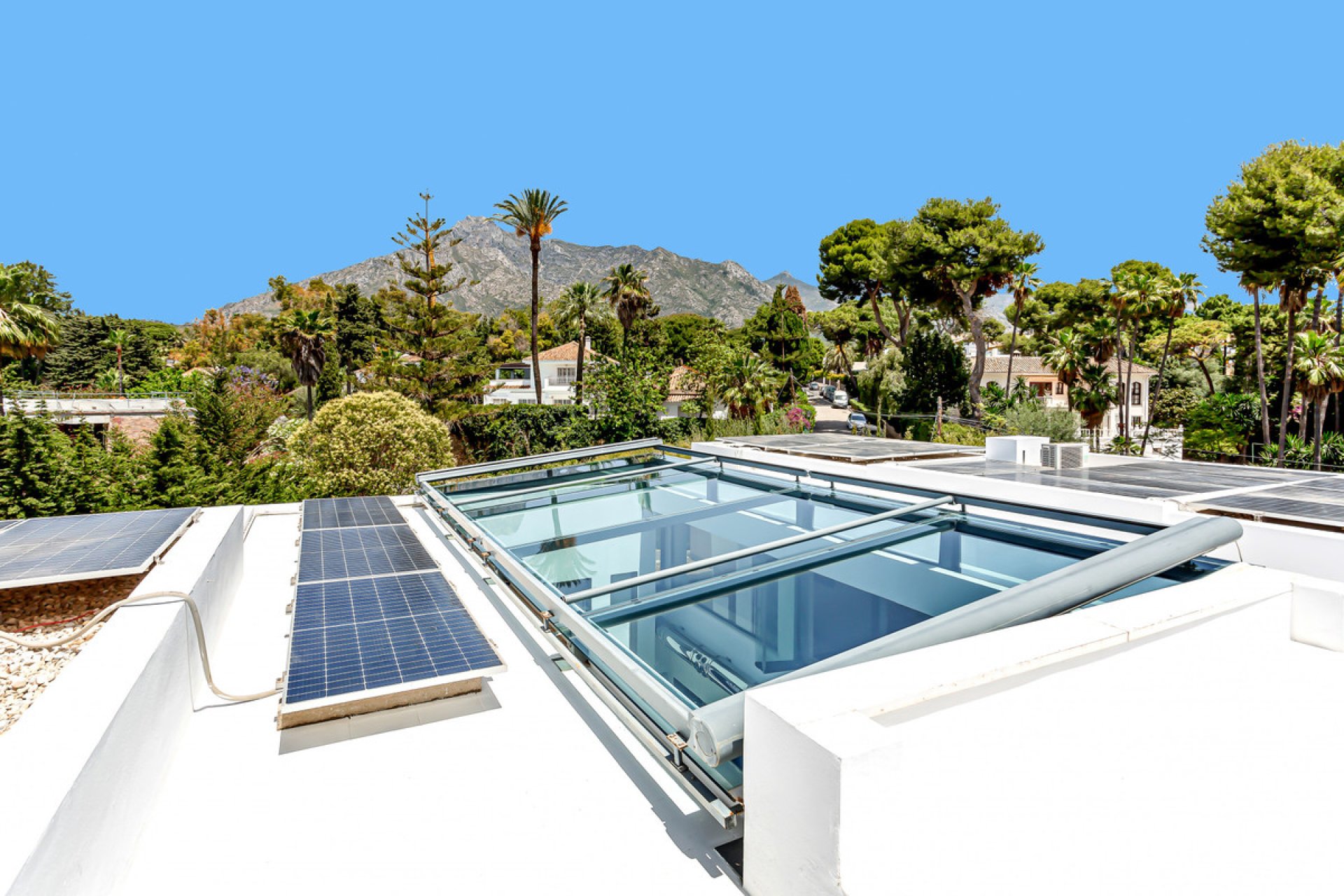 Resale - House - Detached Villa - Marbella - The Golden Mile