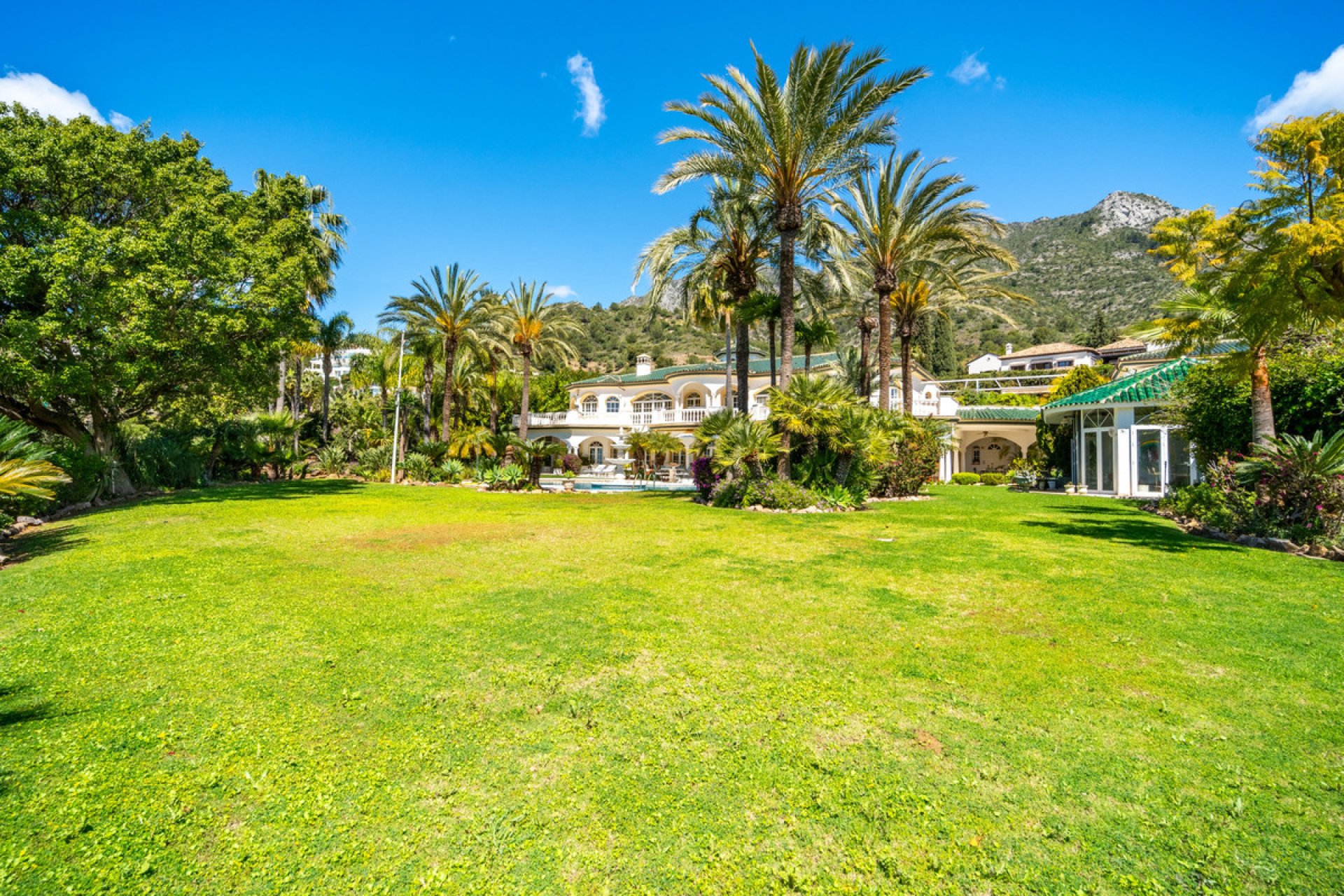 Resale - House - Detached Villa - Marbella - The Golden Mile