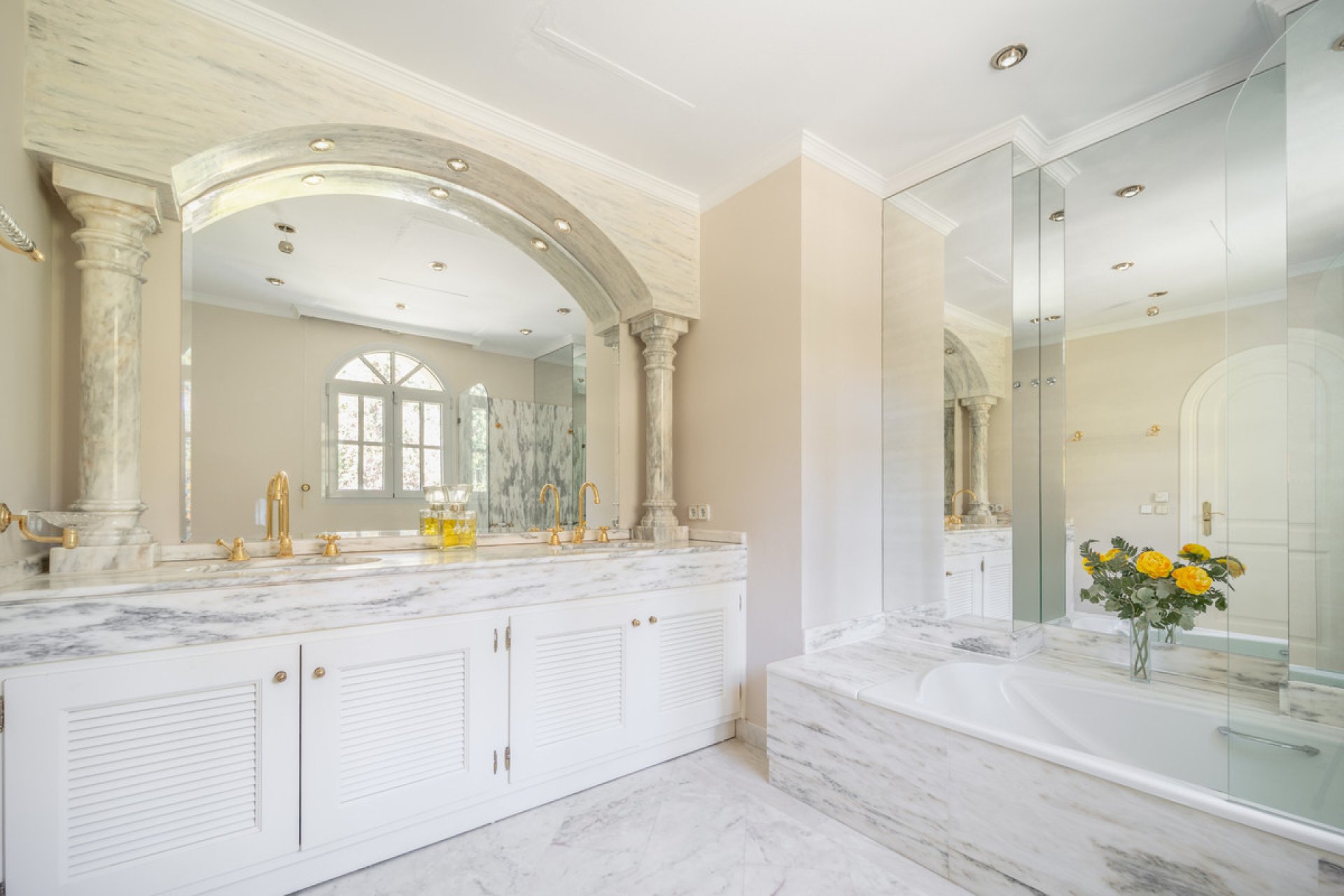 Resale - House - Detached Villa - Marbella - The Golden Mile