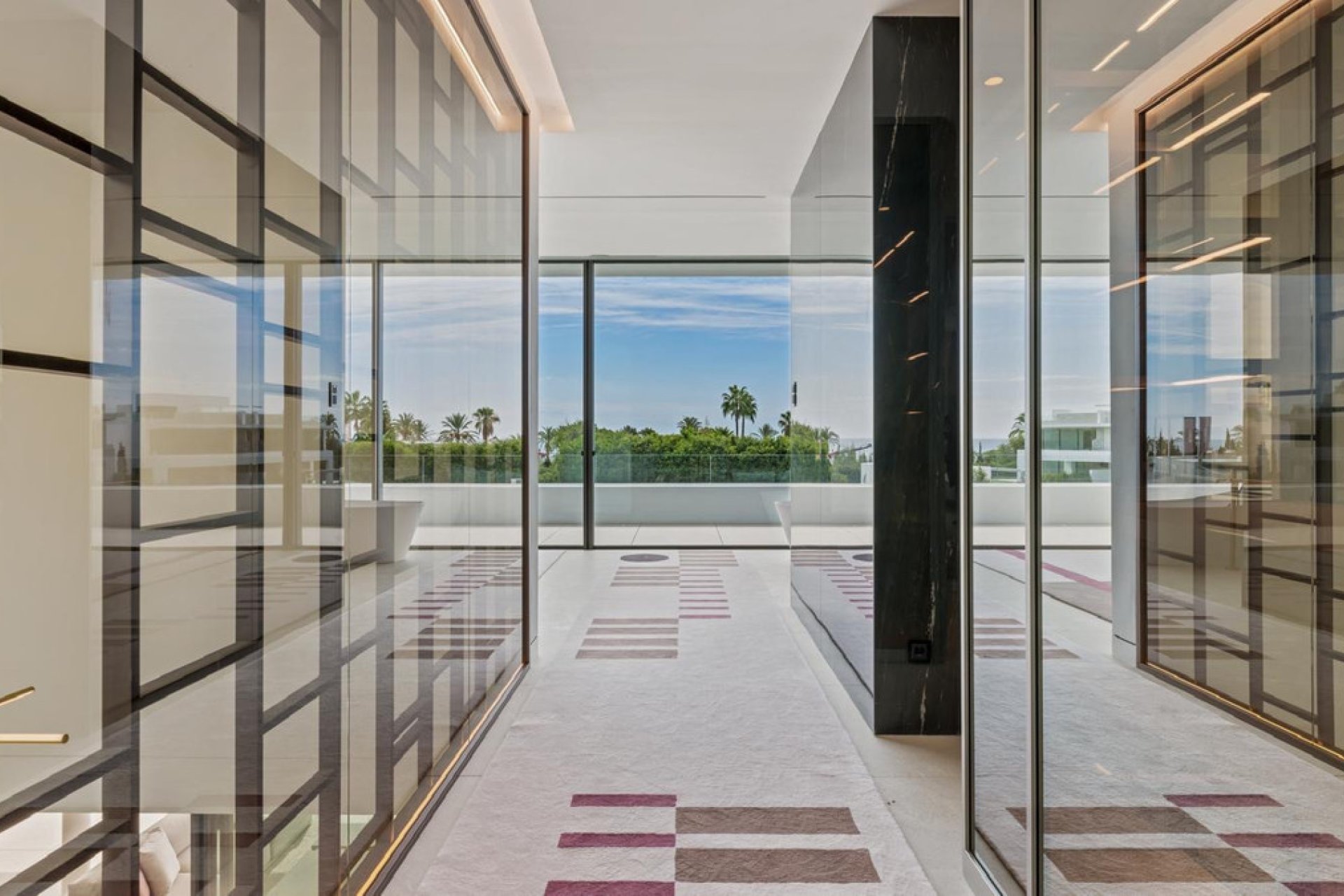 Resale - House - Detached Villa - Marbella - The Golden Mile