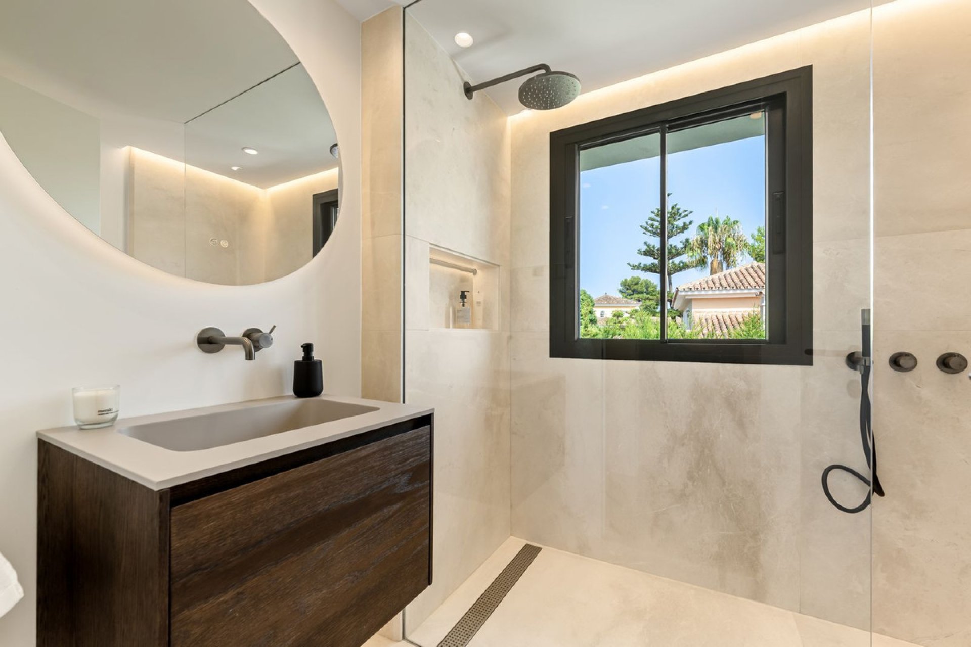 Resale - House - Detached Villa - Marbella - The Golden Mile