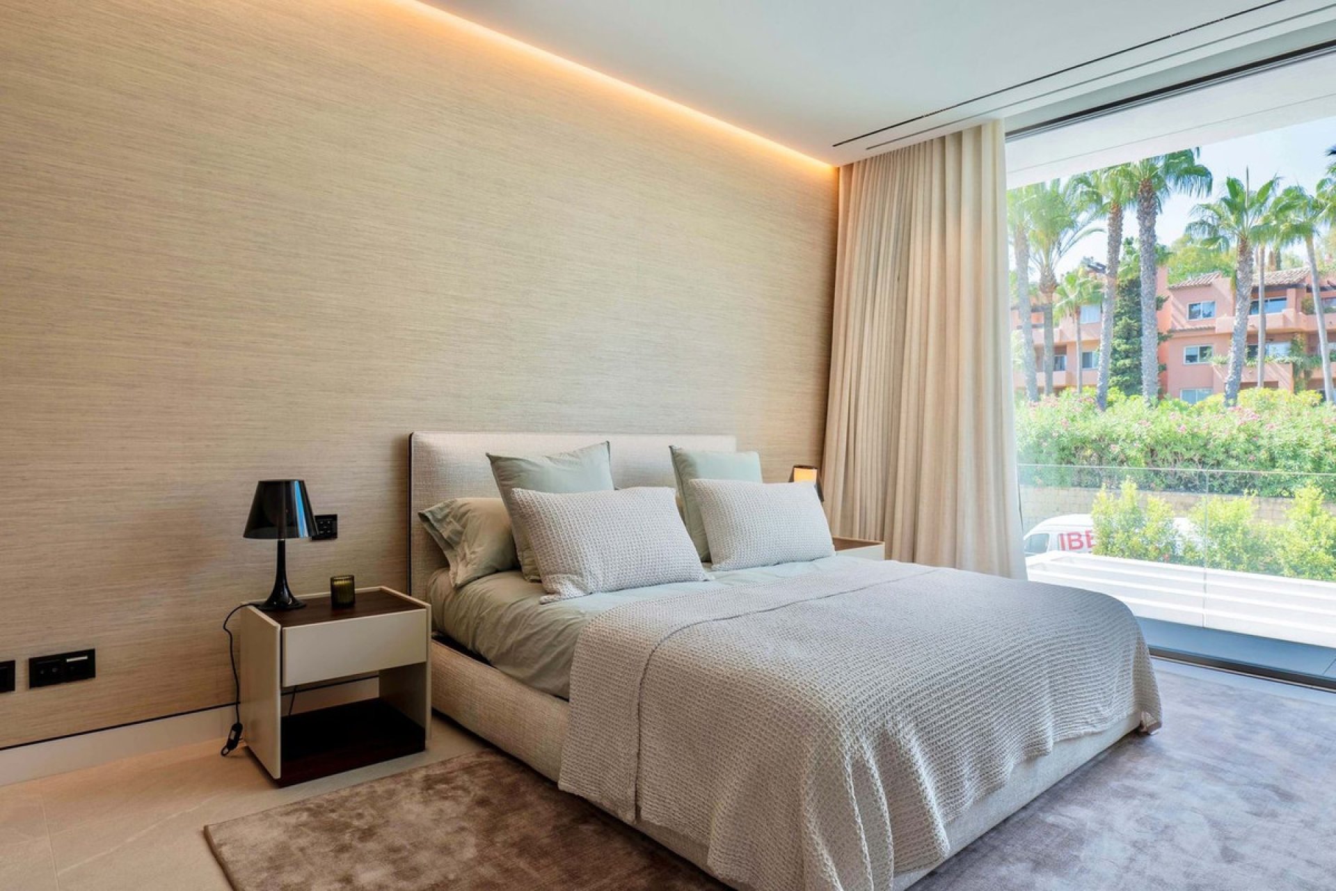 Resale - House - Detached Villa - Marbella - The Golden Mile