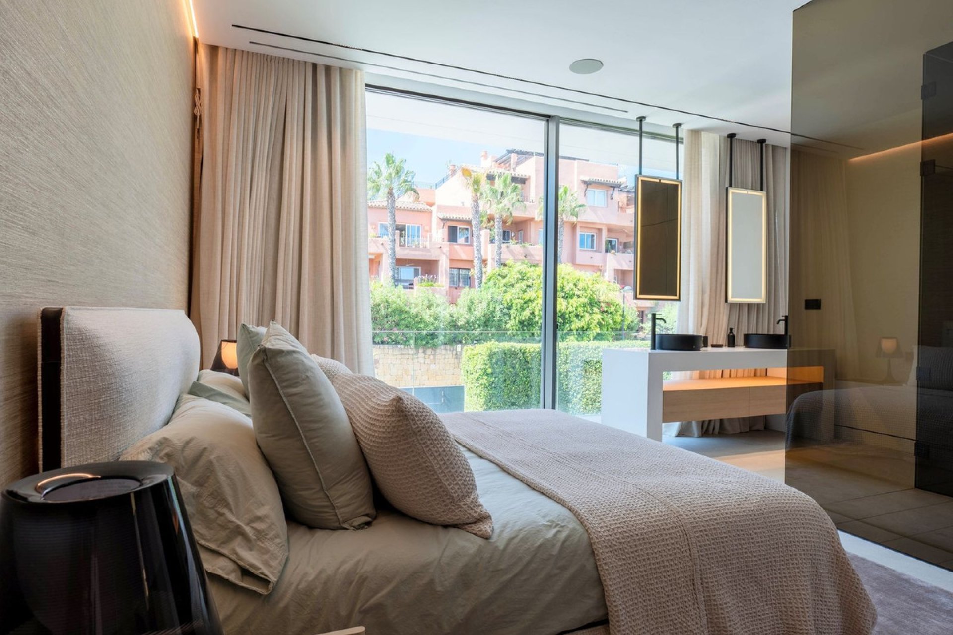 Resale - House - Detached Villa - Marbella - The Golden Mile