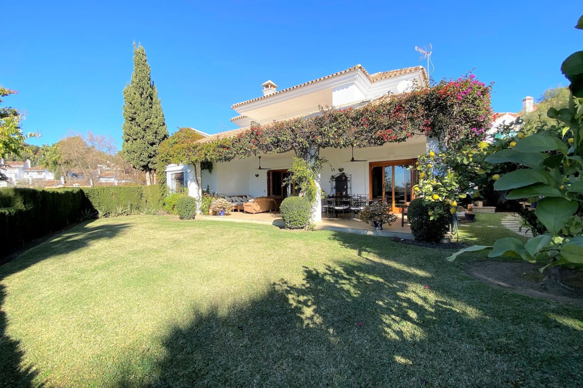 Resale - House - Detached Villa - Marbella - The Golden Mile