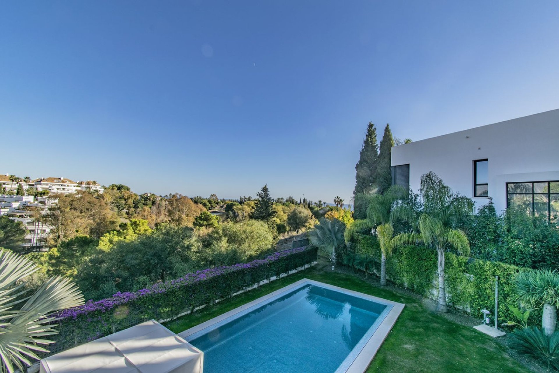 Resale - House - Detached Villa - Marbella - The Golden Mile