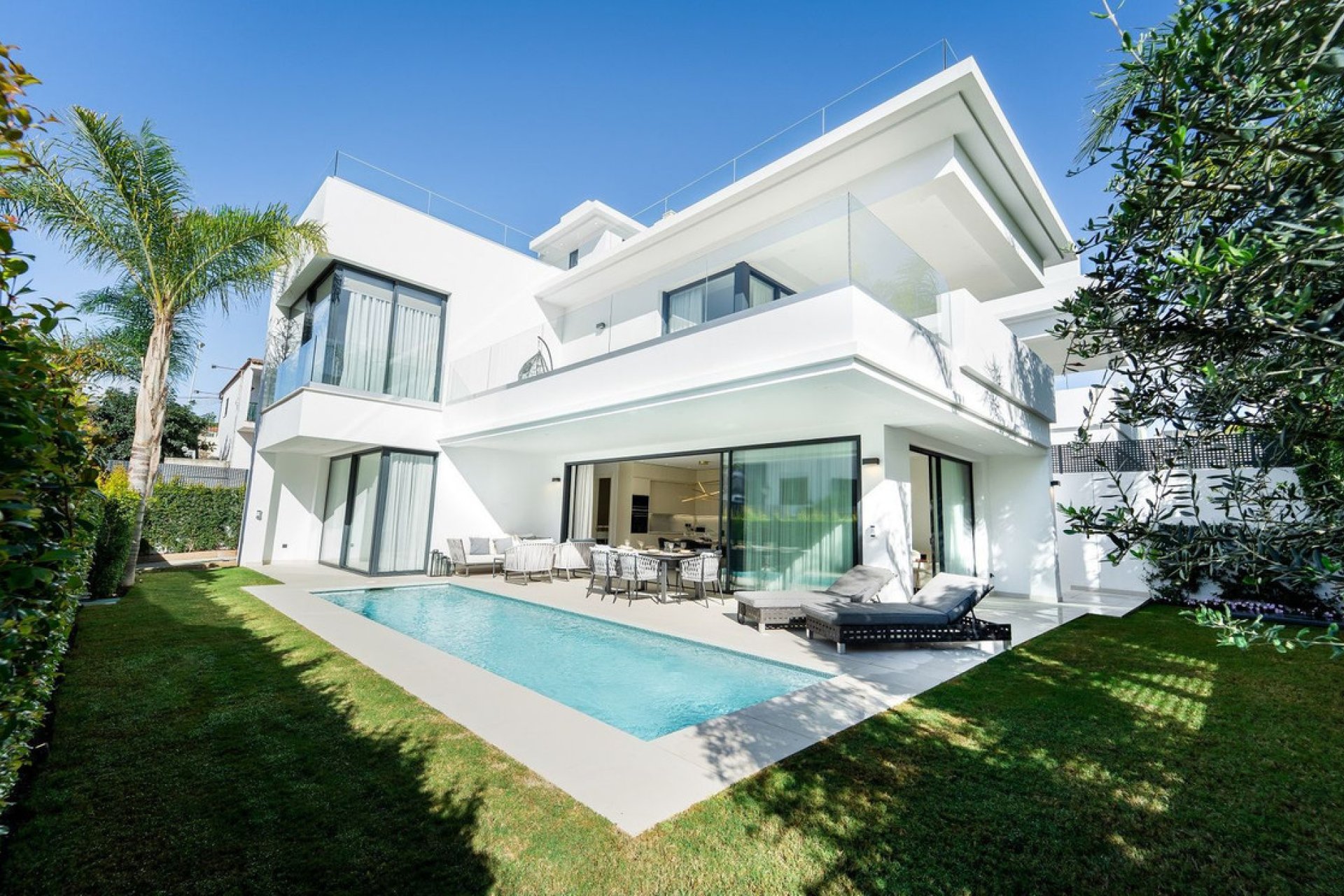 Resale - House - Detached Villa - Marbella - The Golden Mile