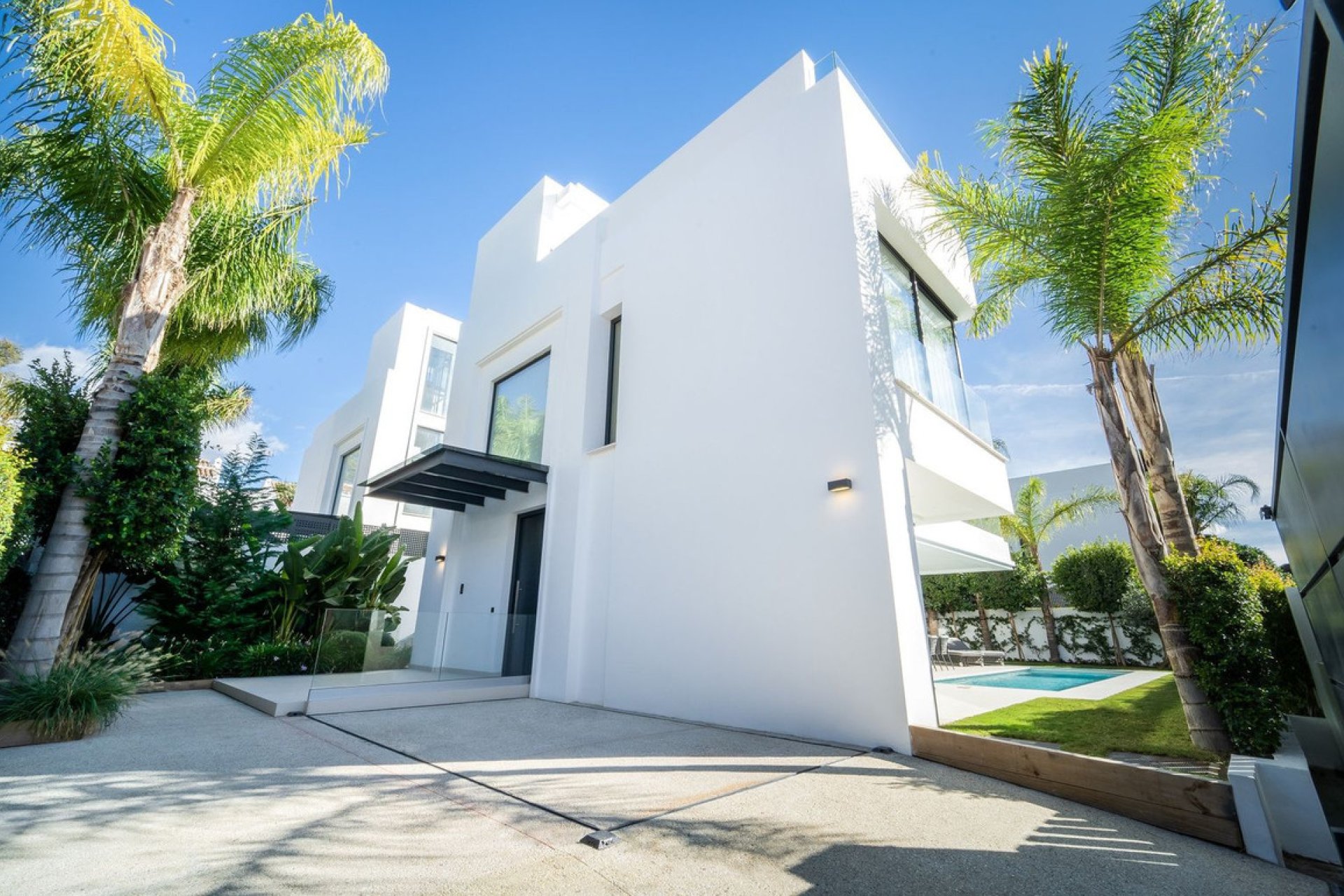 Resale - House - Detached Villa - Marbella - The Golden Mile