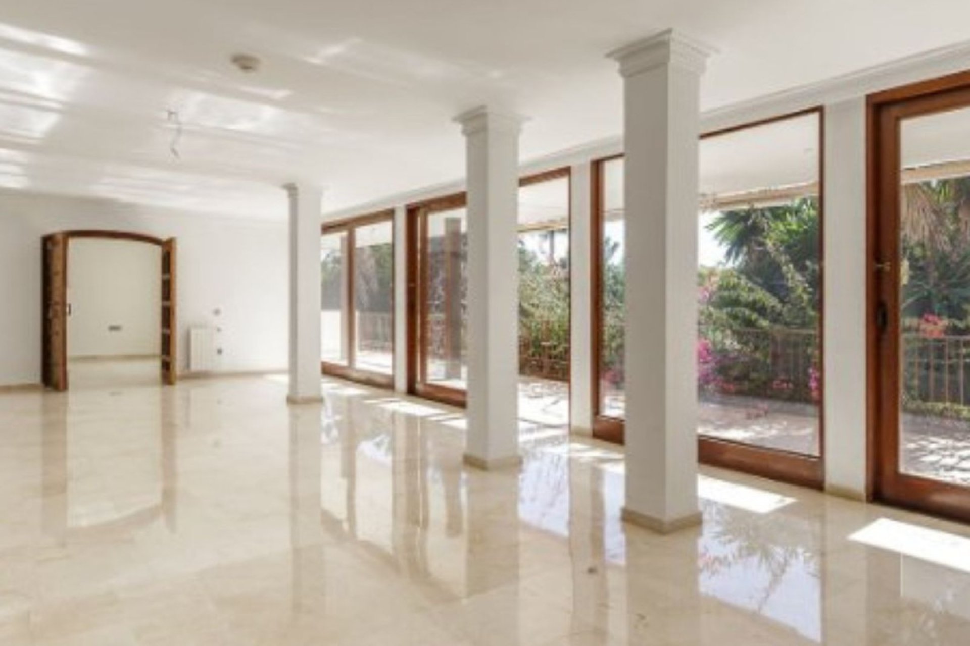 Resale - House - Detached Villa - Marbella - The Golden Mile