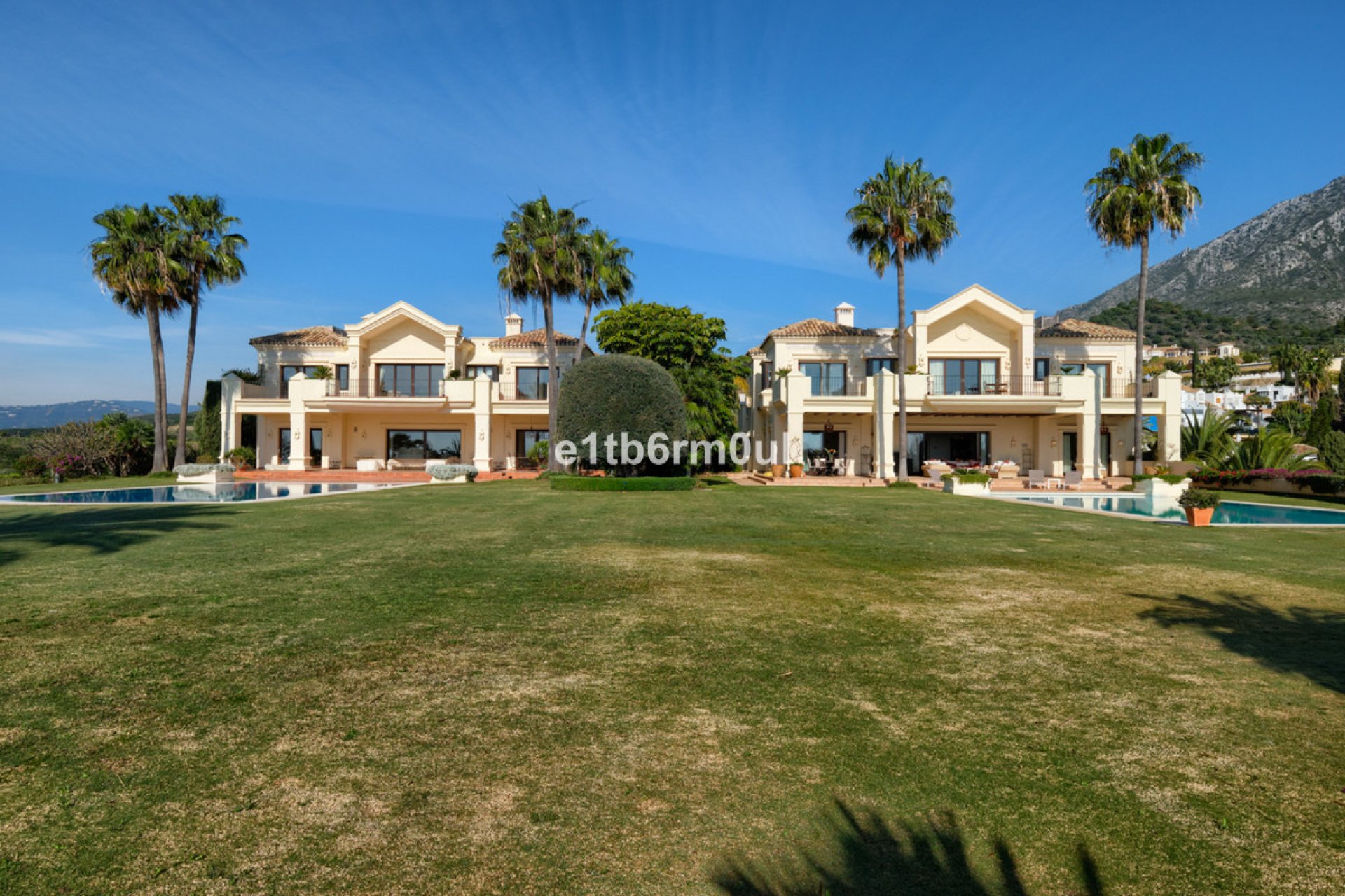 Resale - House - Detached Villa - Marbella - The Golden Mile