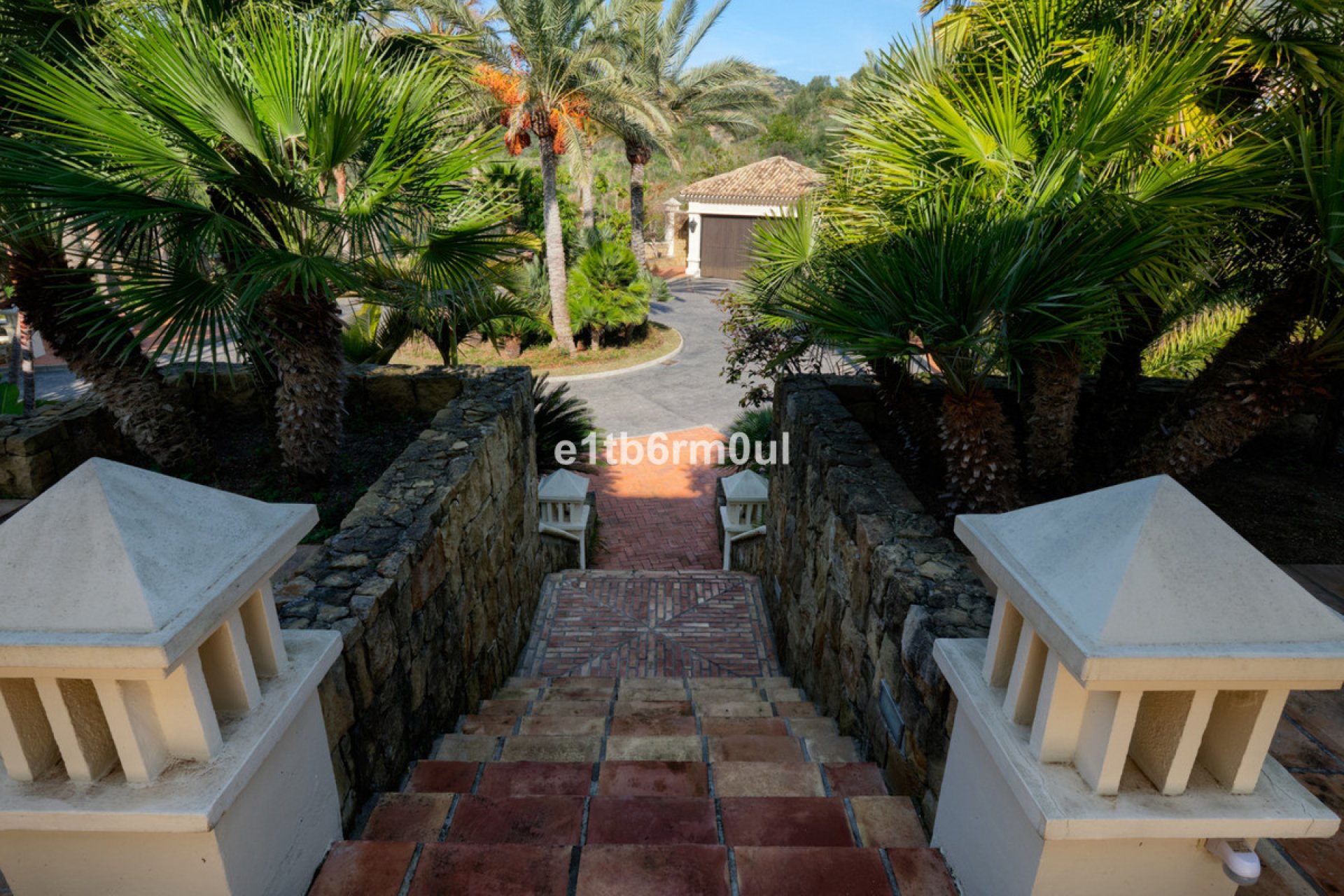 Resale - House - Detached Villa - Marbella - The Golden Mile