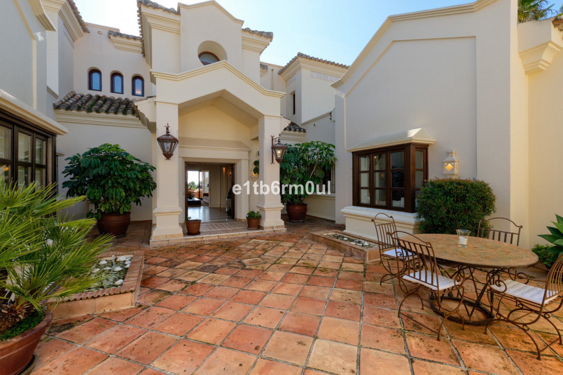 Resale - House - Detached Villa - Marbella - The Golden Mile