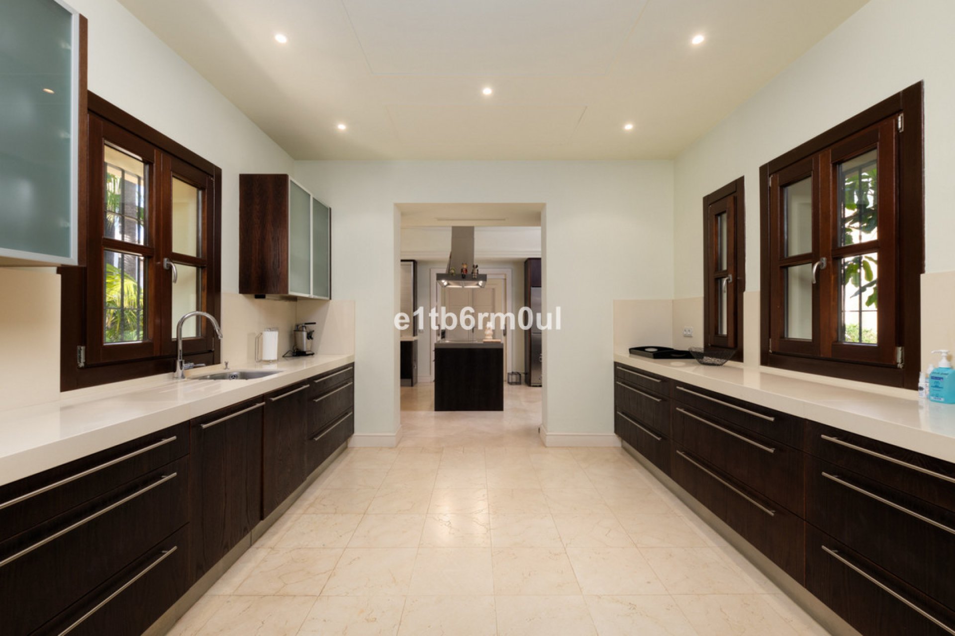 Resale - House - Detached Villa - Marbella - The Golden Mile