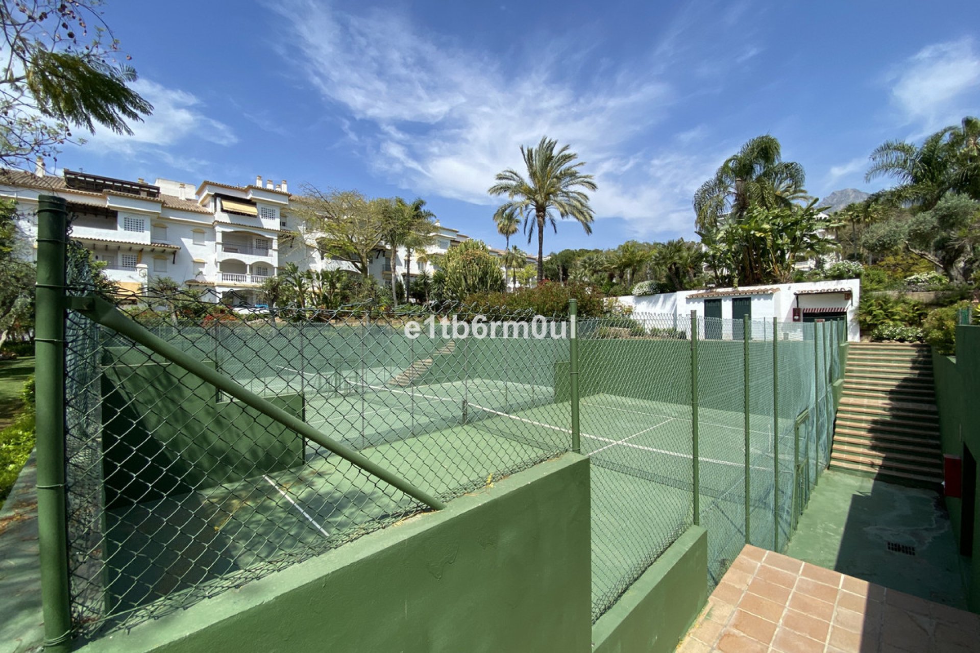 Resale - House - Detached Villa - Marbella - The Golden Mile