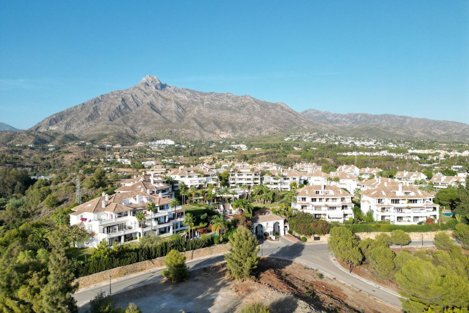 Resale - House - Detached Villa - Marbella - The Golden Mile