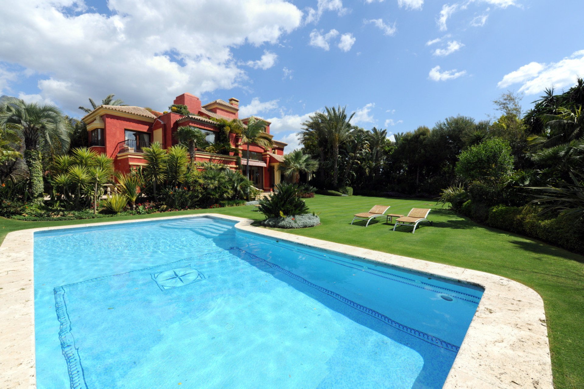 Resale - House - Detached Villa - Marbella - The Golden Mile