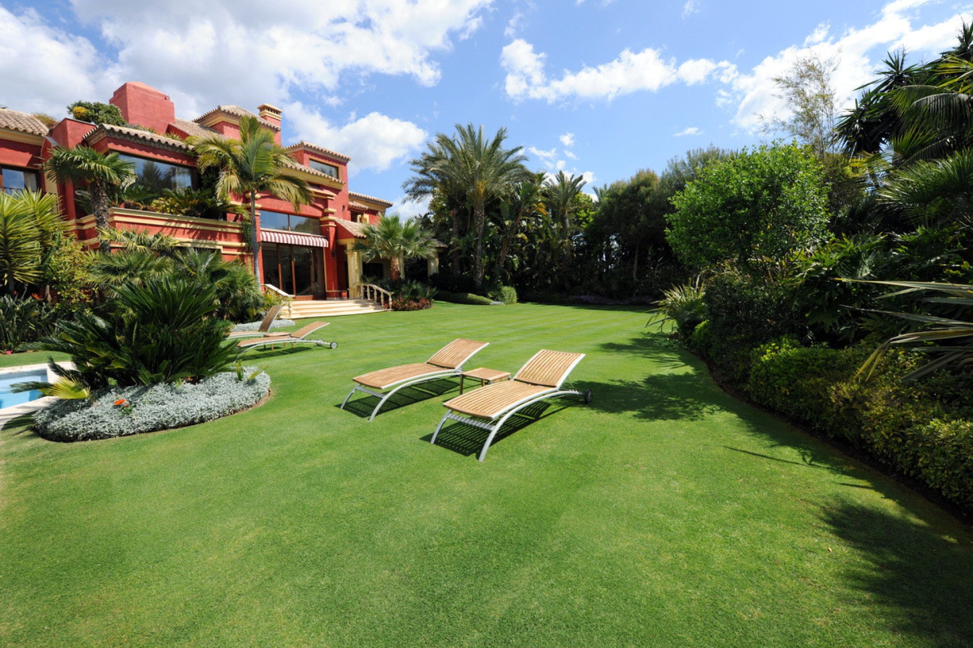 Resale - House - Detached Villa - Marbella - The Golden Mile