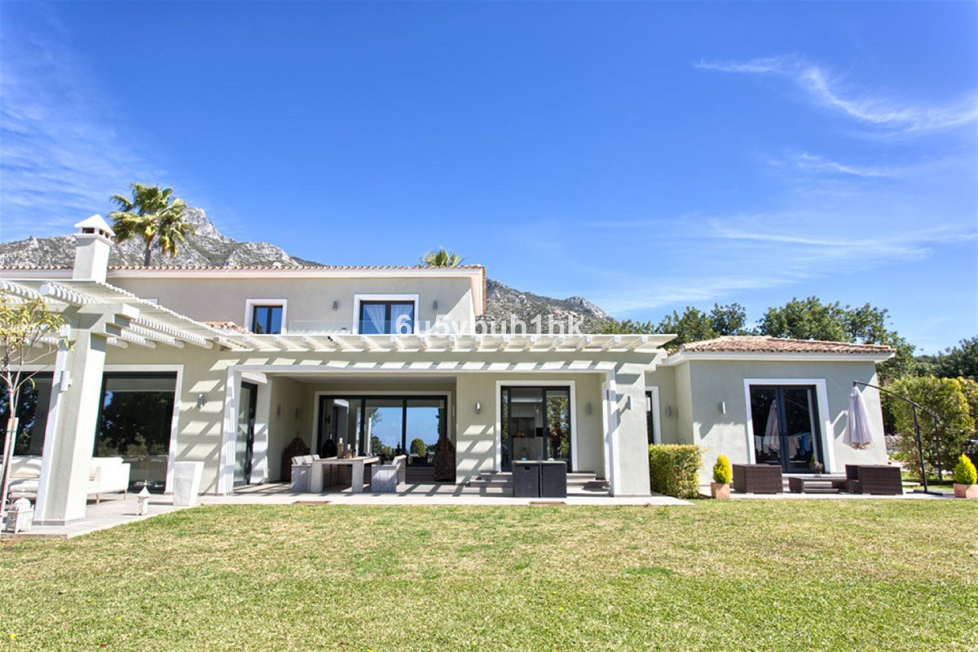 Resale - House - Detached Villa - Marbella - The Golden Mile