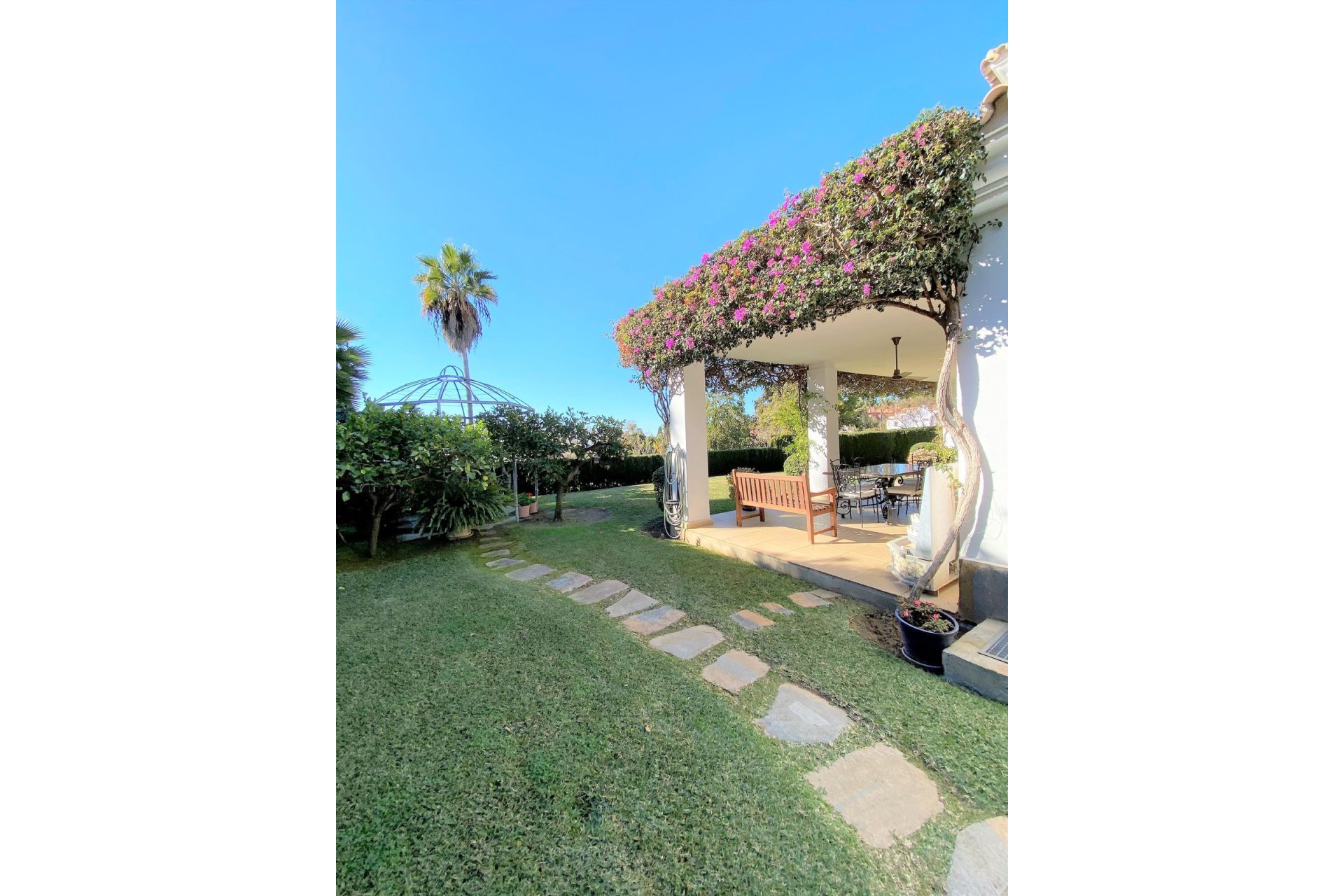 Resale - House - Detached Villa - Marbella - The Golden Mile