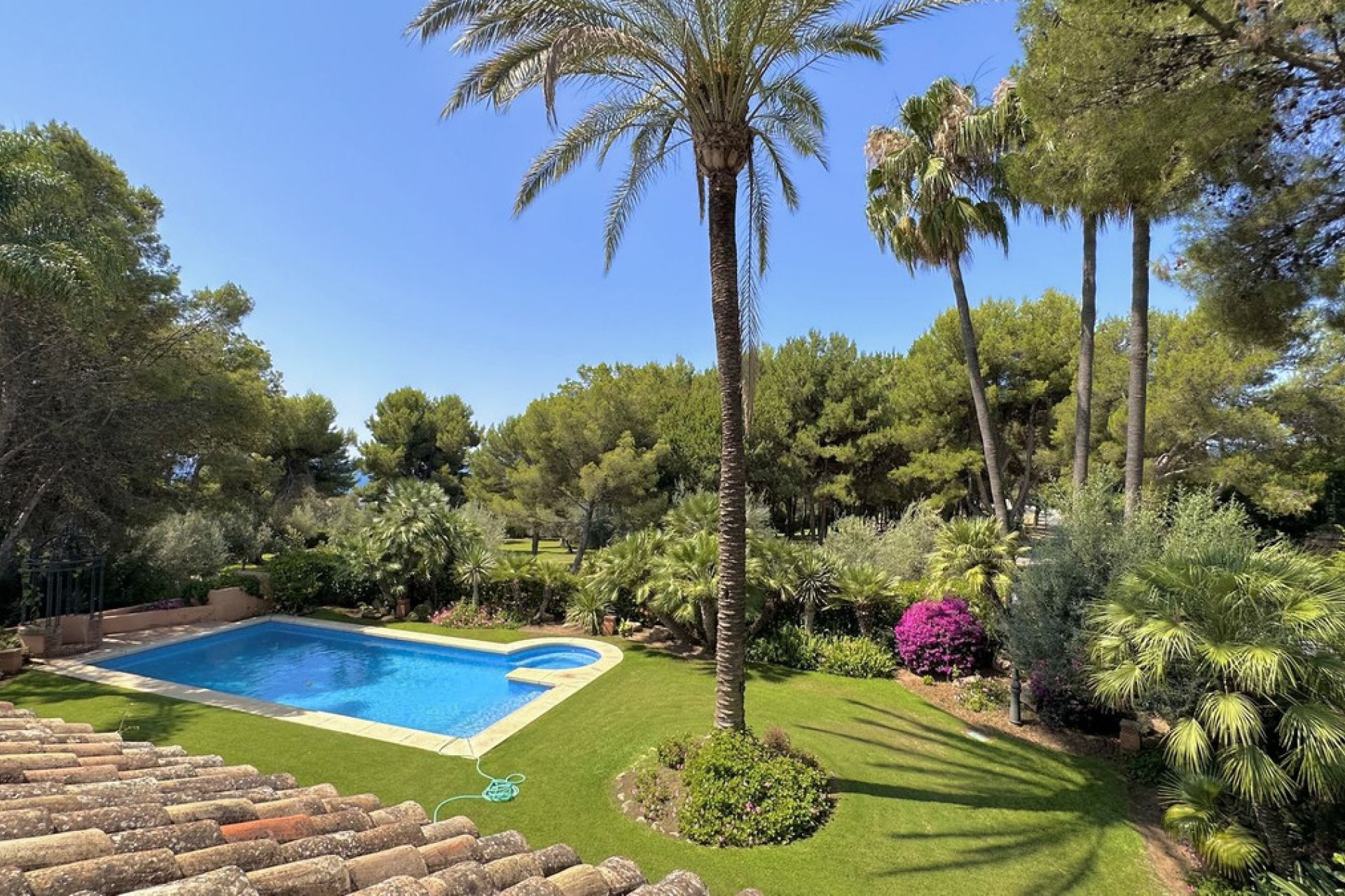 Resale - House - Detached Villa - Marbella - The Golden Mile