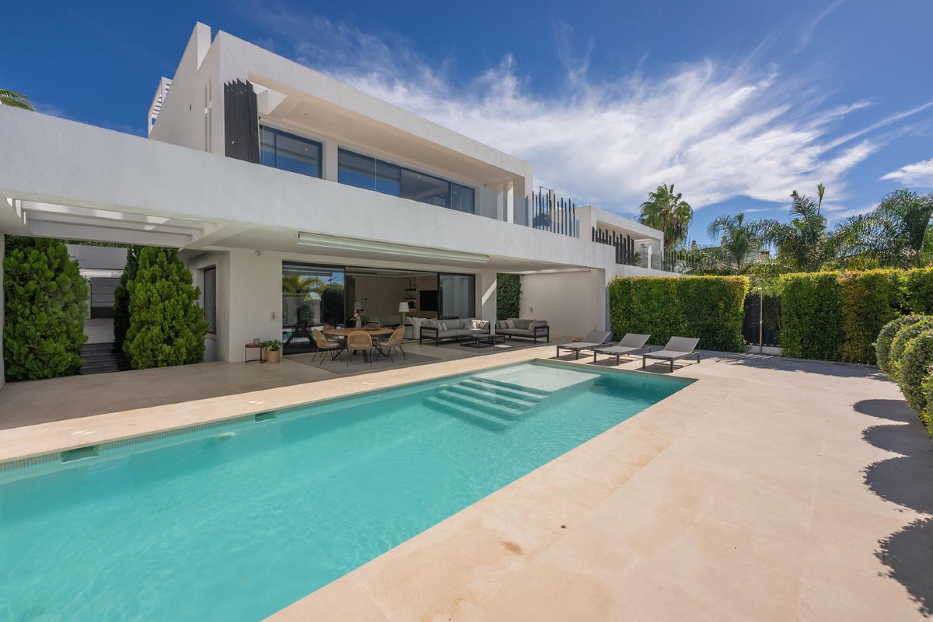 Resale - House - Detached Villa - Marbella - The Golden Mile