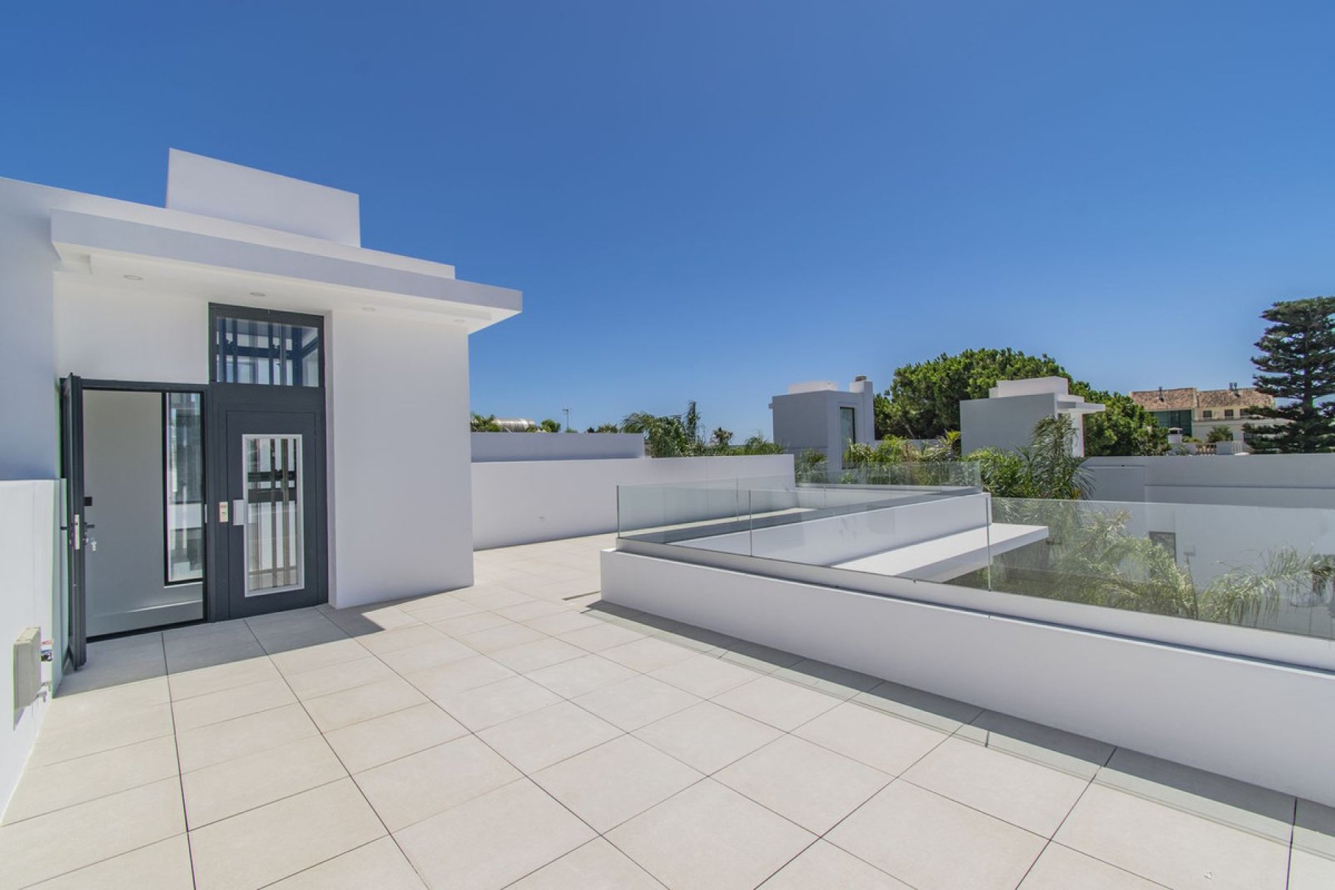 Resale - House - Detached Villa - Marbella - The Golden Mile