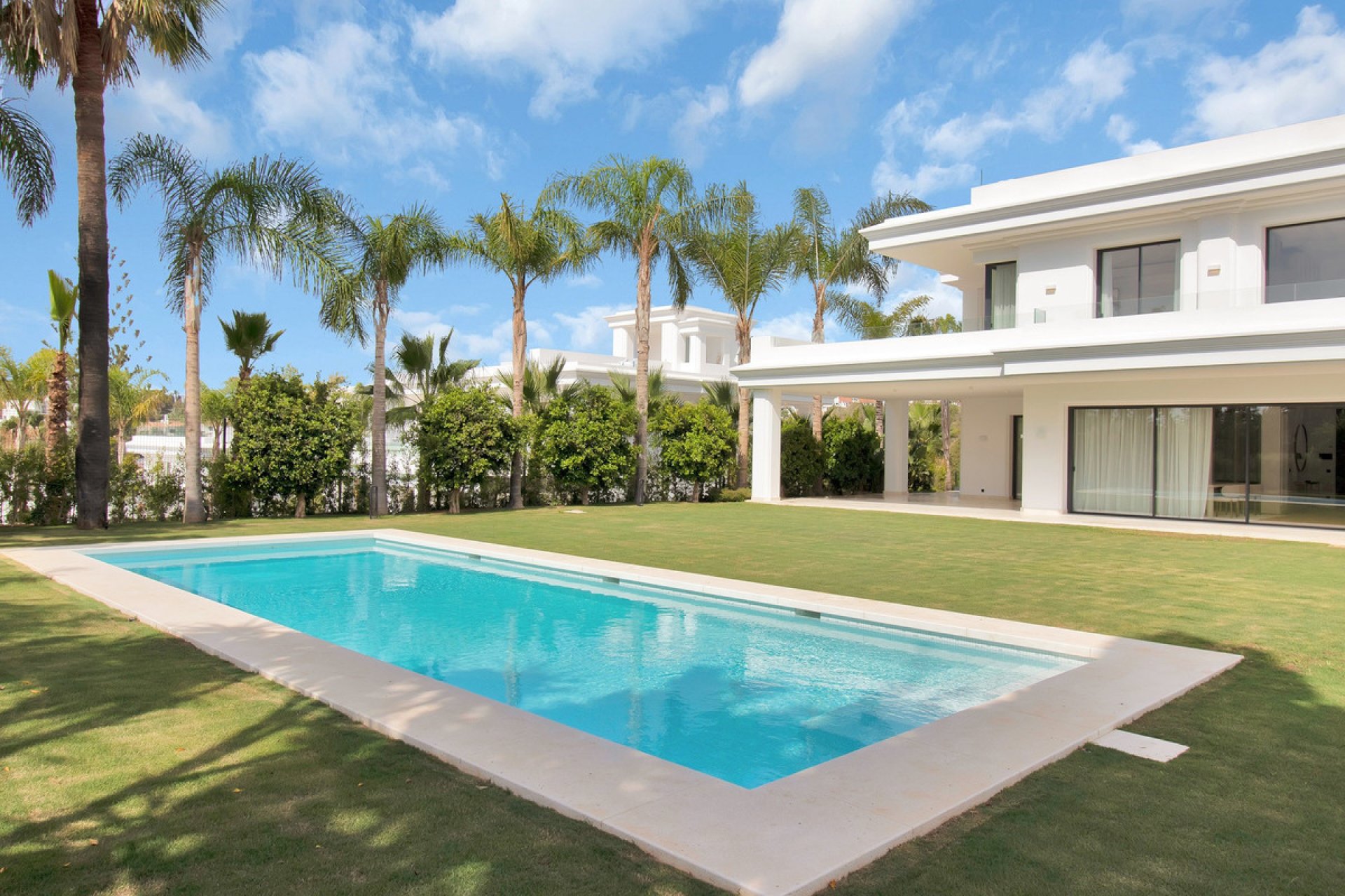 Resale - House - Detached Villa - Marbella - The Golden Mile