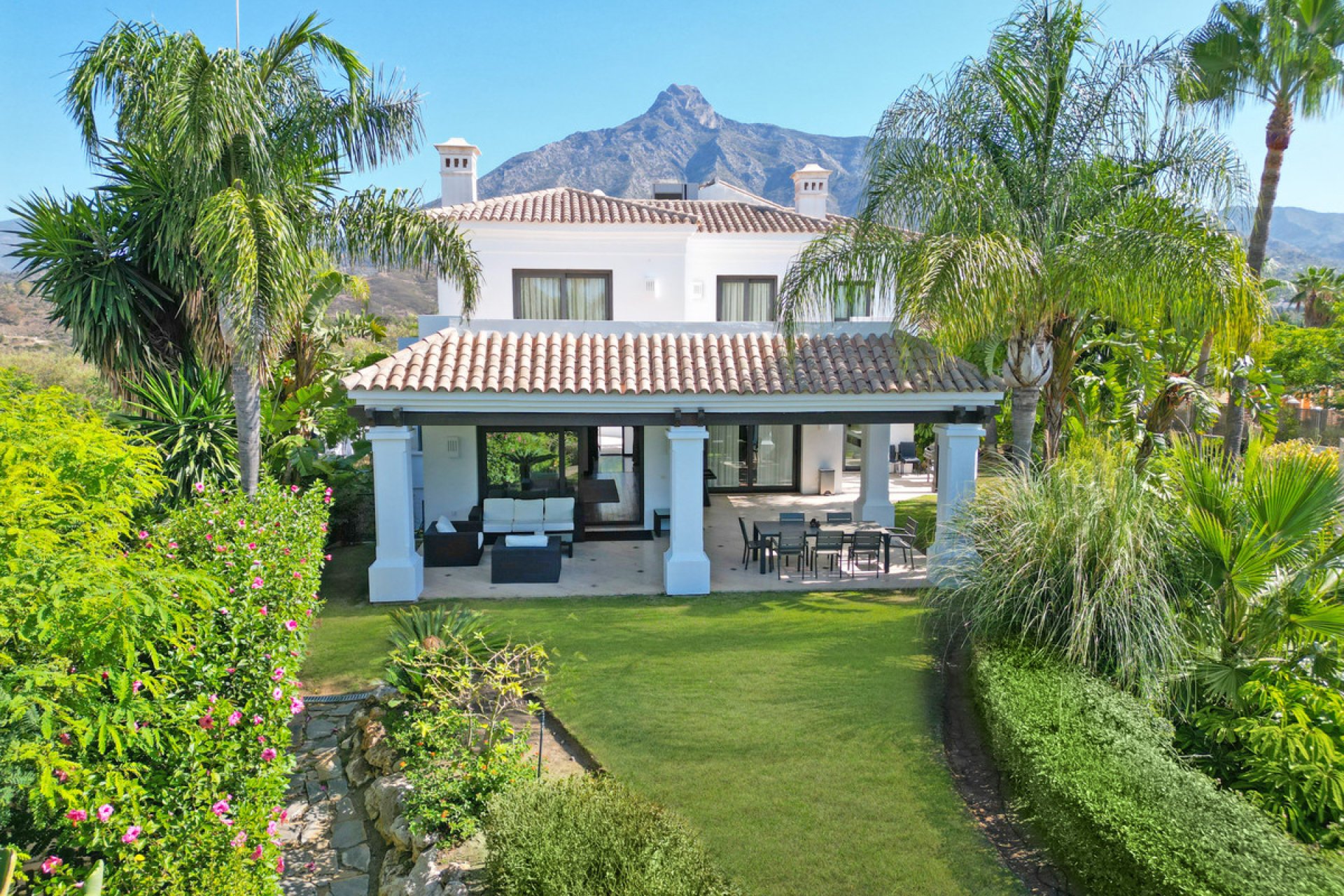 Resale - House - Detached Villa - Marbella - The Golden Mile