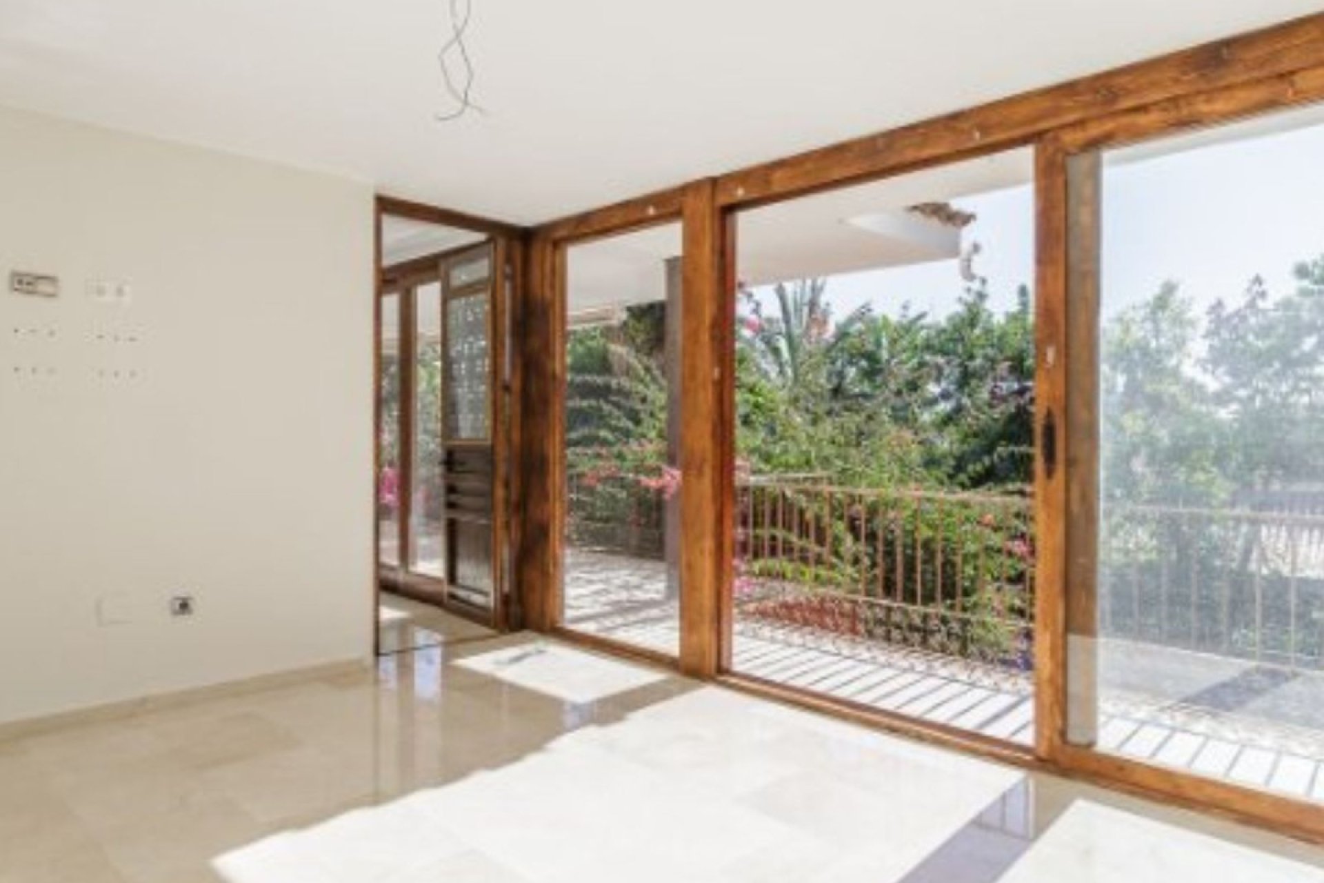 Resale - House - Detached Villa - Marbella - The Golden Mile