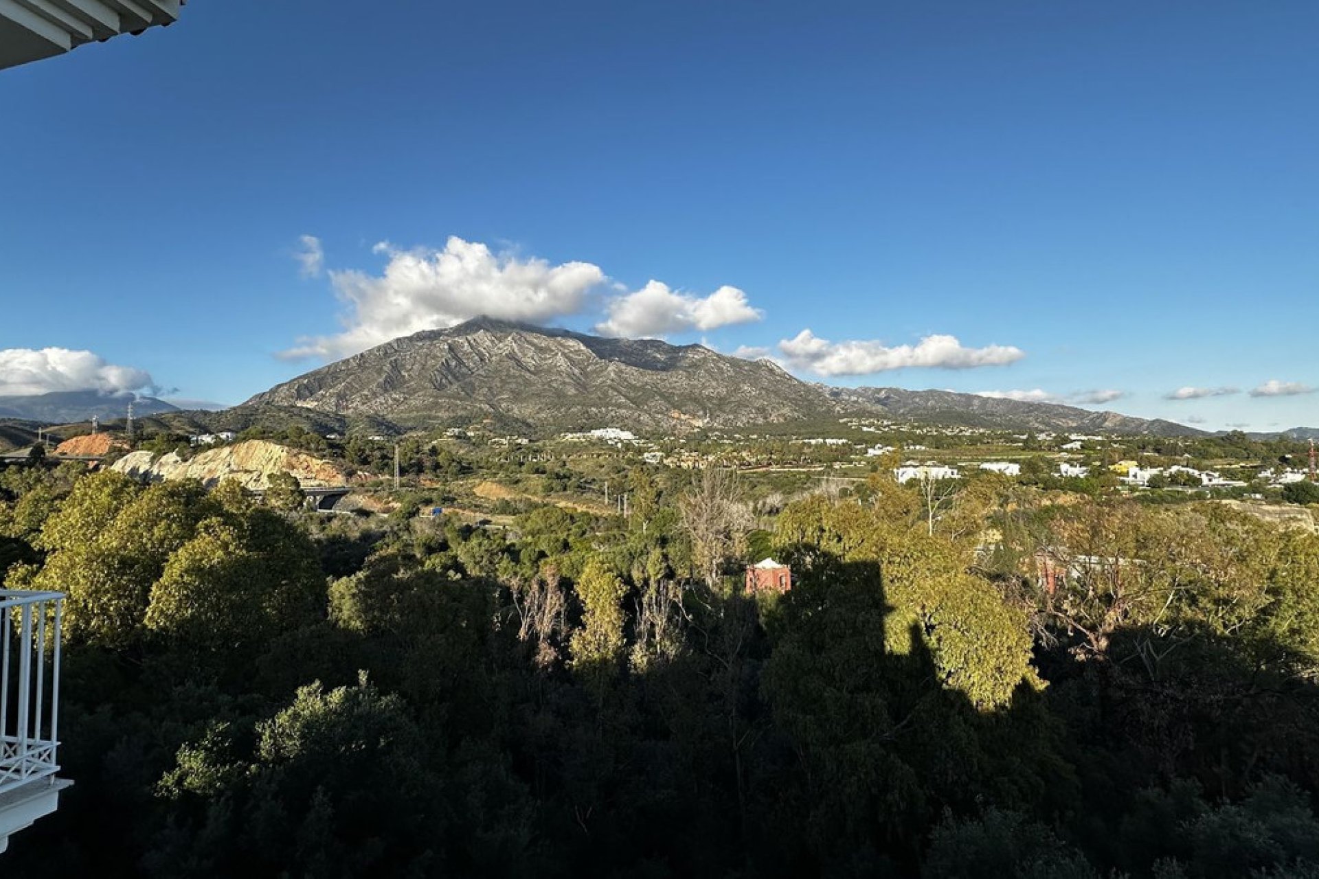 Resale - House - Detached Villa - Marbella - The Golden Mile