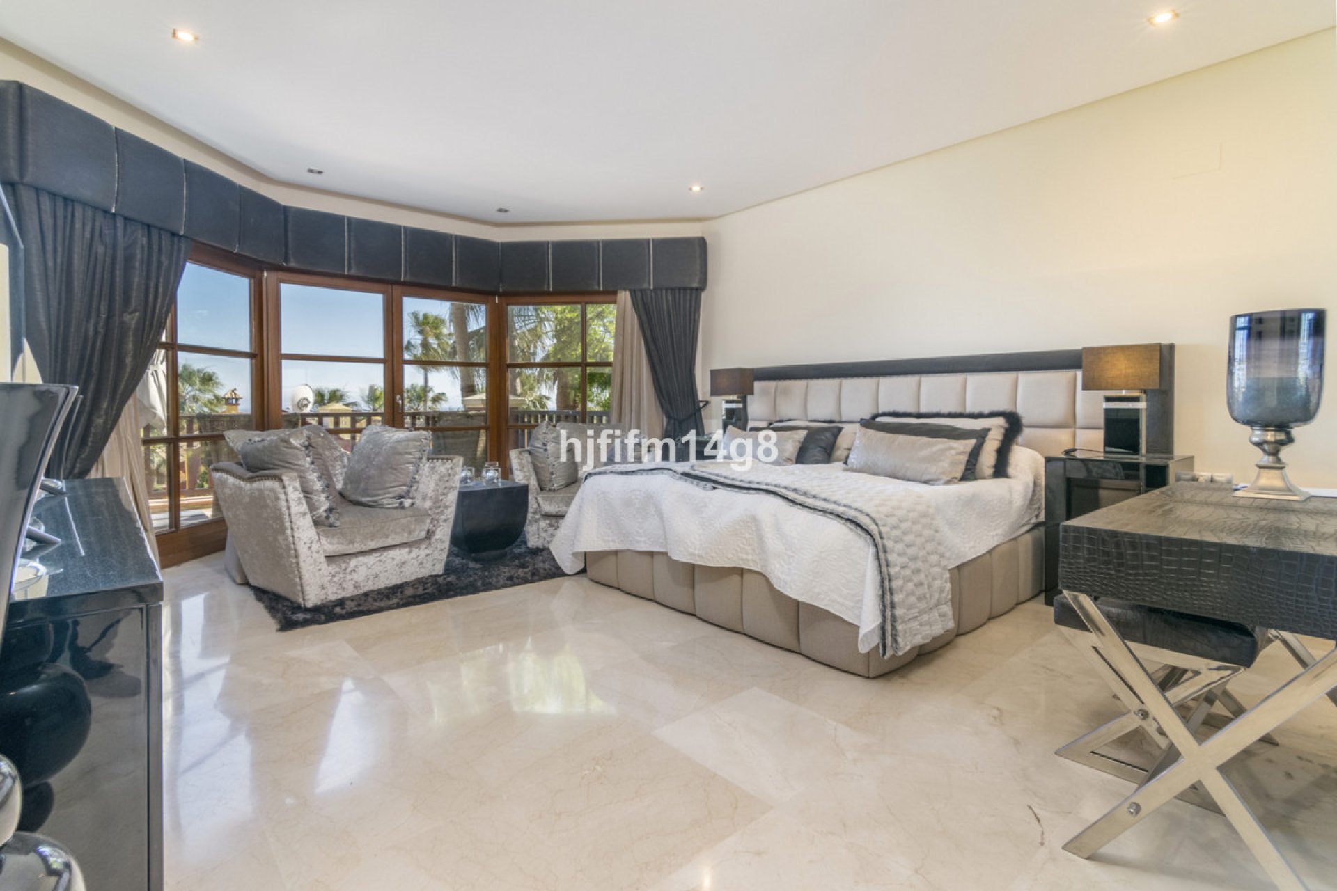 Resale - House - Detached Villa - Marbella - The Golden Mile