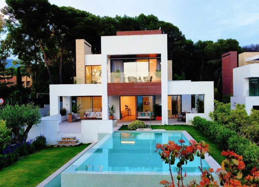 Resale - House - Detached Villa - Marbella - The Golden Mile