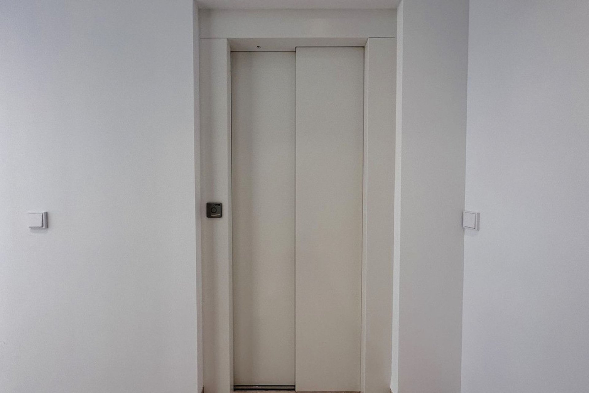 Resale - House - Detached Villa - Marbella - The Golden Mile