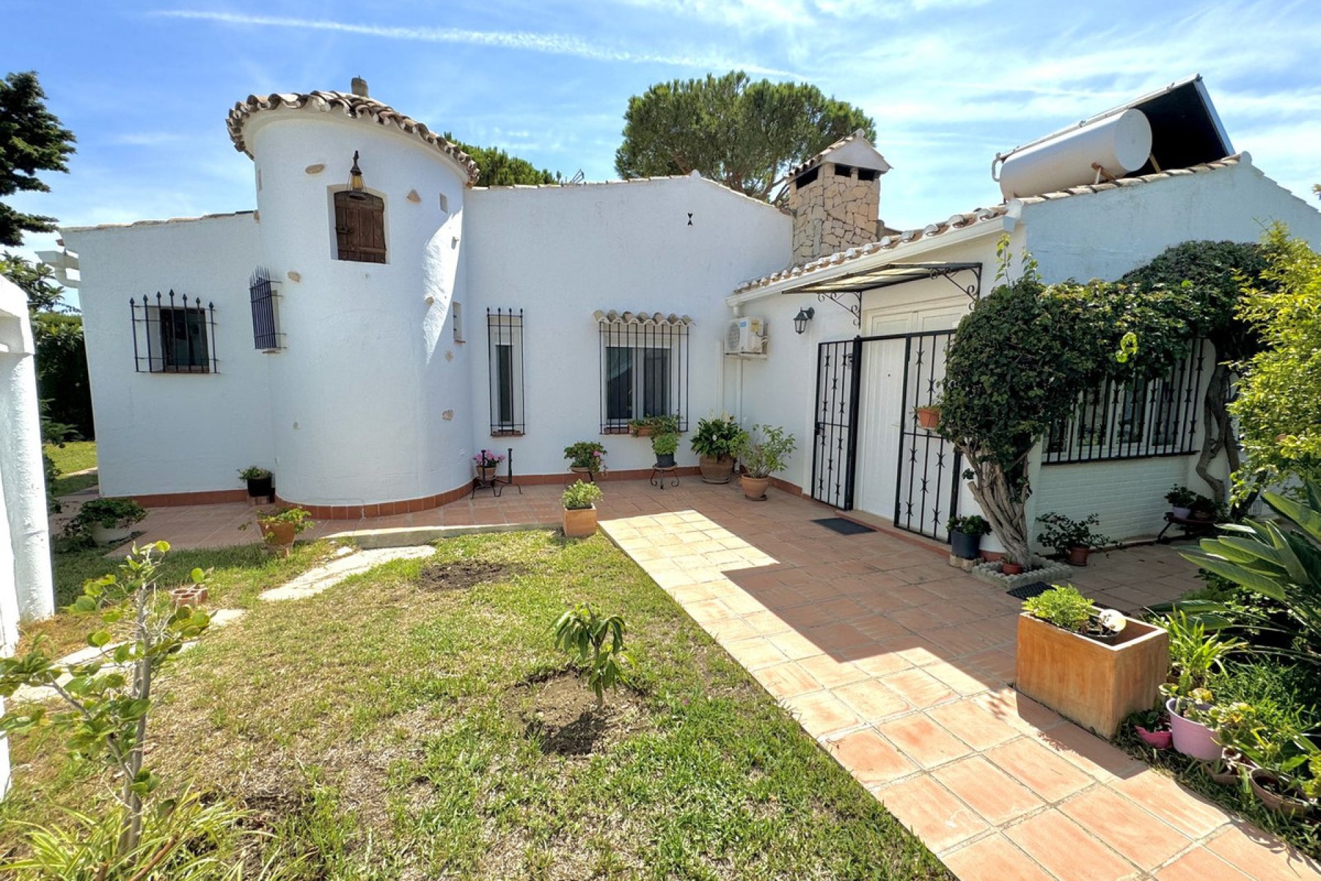 Resale - House - Detached Villa - Mijas - Calahonda