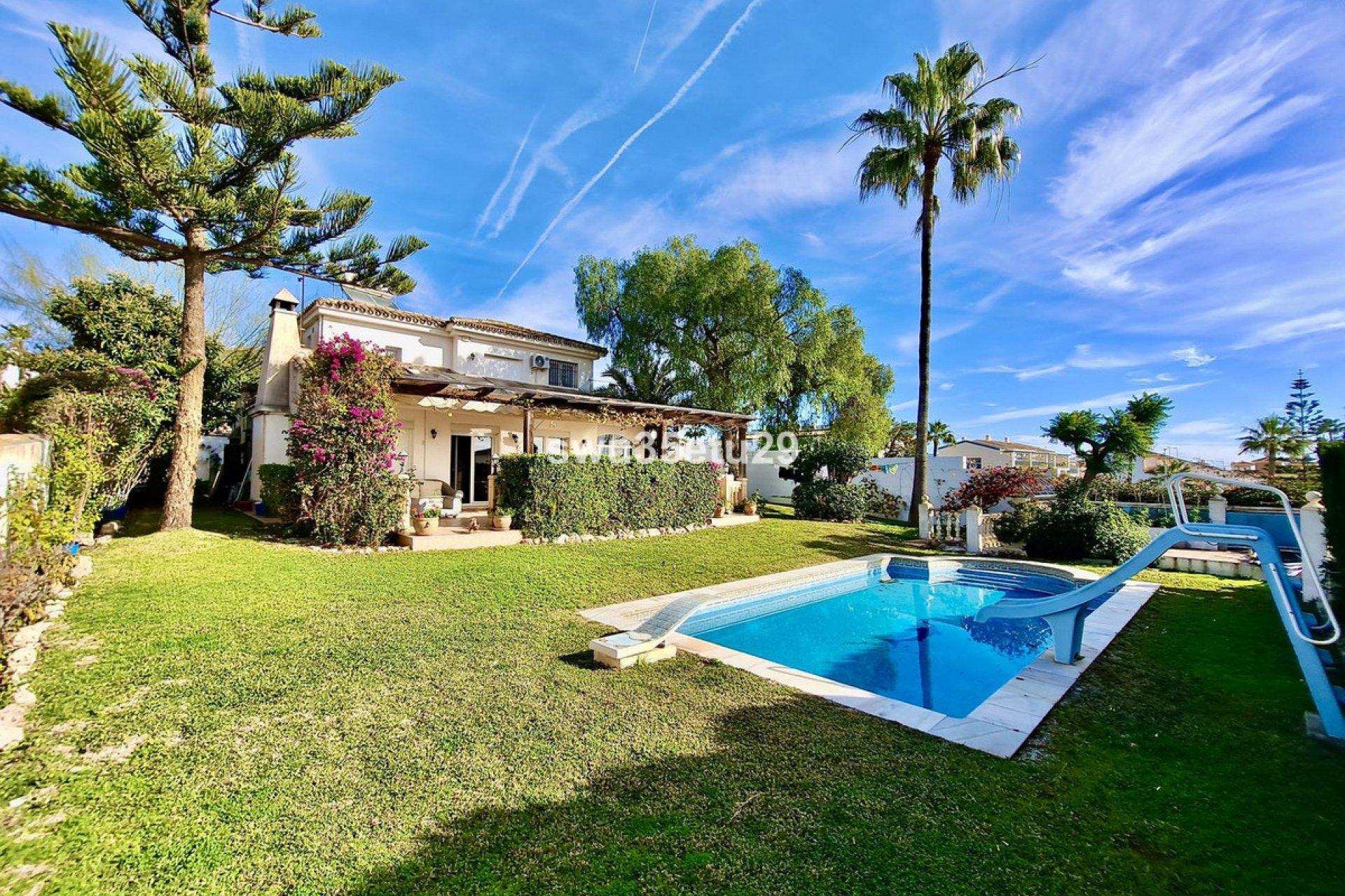 Resale - House - Detached Villa - Mijas - Calahonda