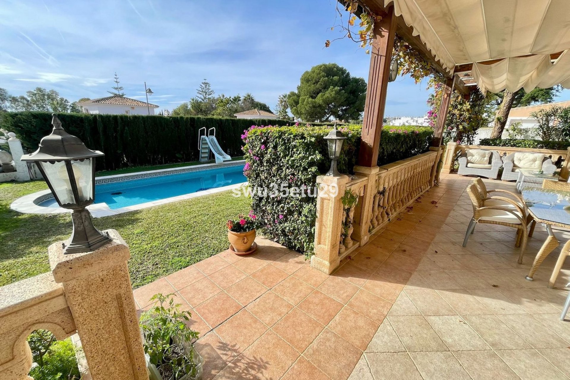 Resale - House - Detached Villa - Mijas - Calahonda