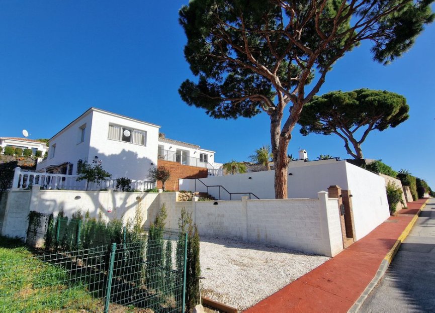 Resale - House - Detached Villa - Mijas - Calahonda