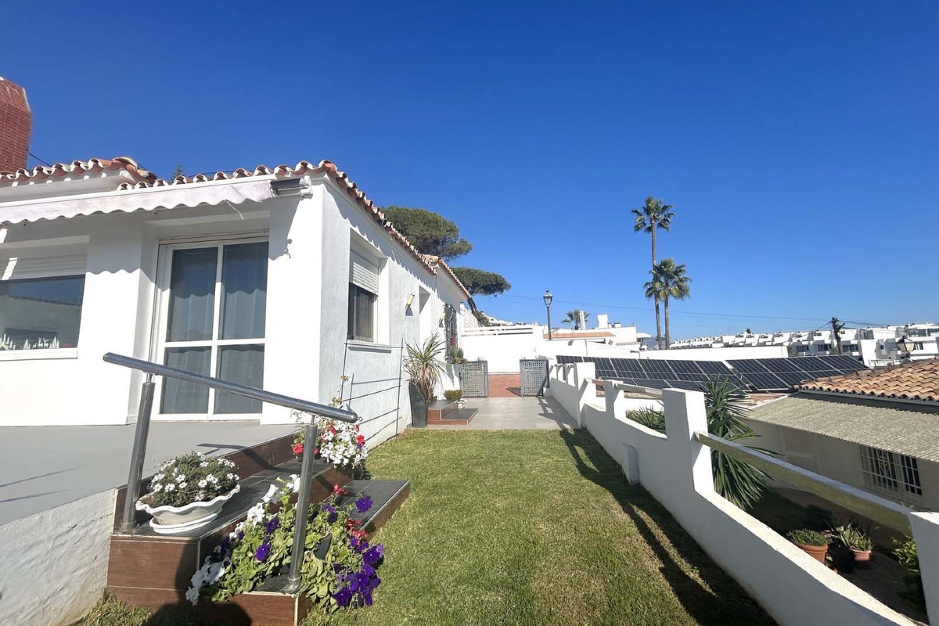 Resale - House - Detached Villa - Mijas - El Chaparral