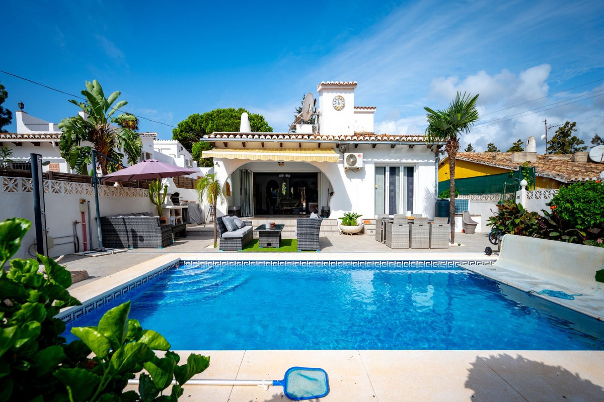 Resale - House - Detached Villa - Mijas - El Chaparral