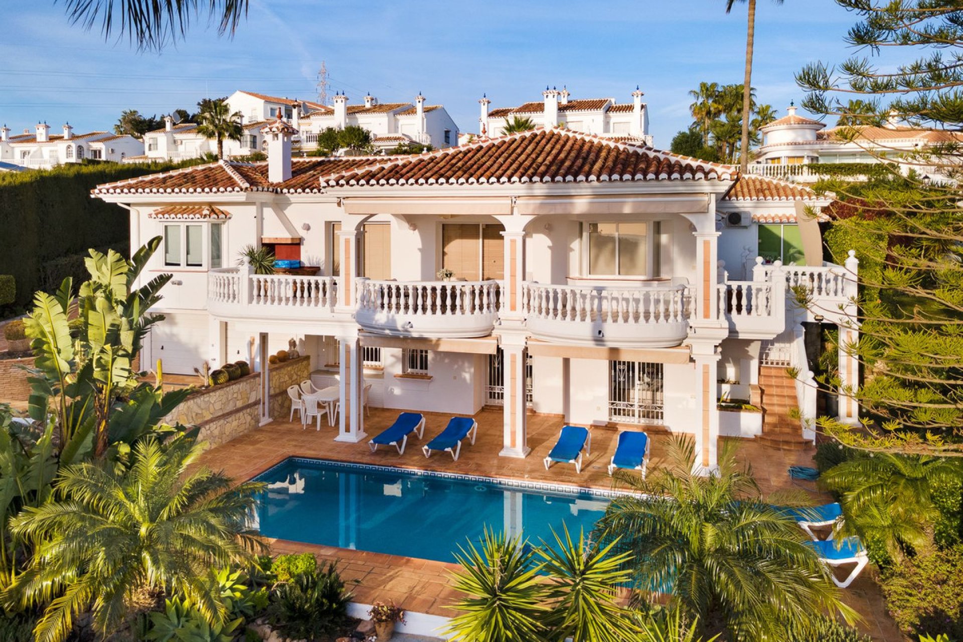 Resale - House - Detached Villa - Mijas - El Chaparral