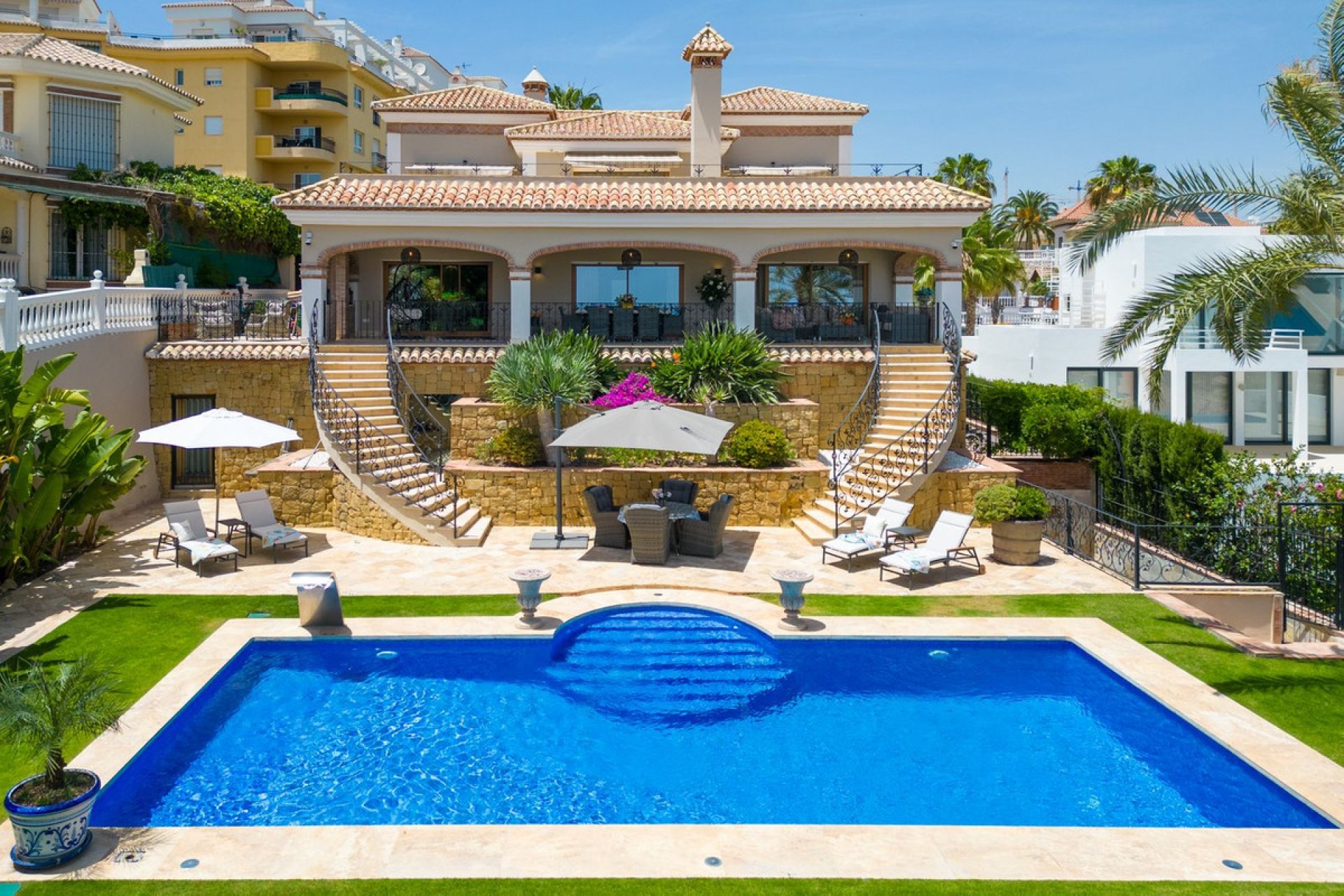 Resale - House - Detached Villa - Mijas - La Cala De Mijas