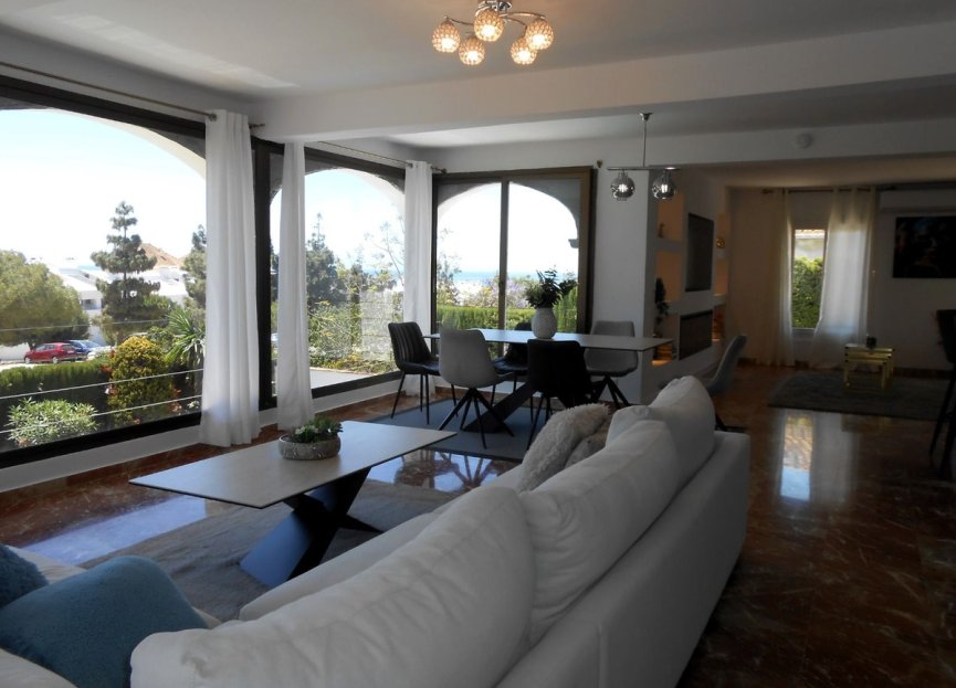 Resale - House - Detached Villa - Mijas - La Cala De Mijas