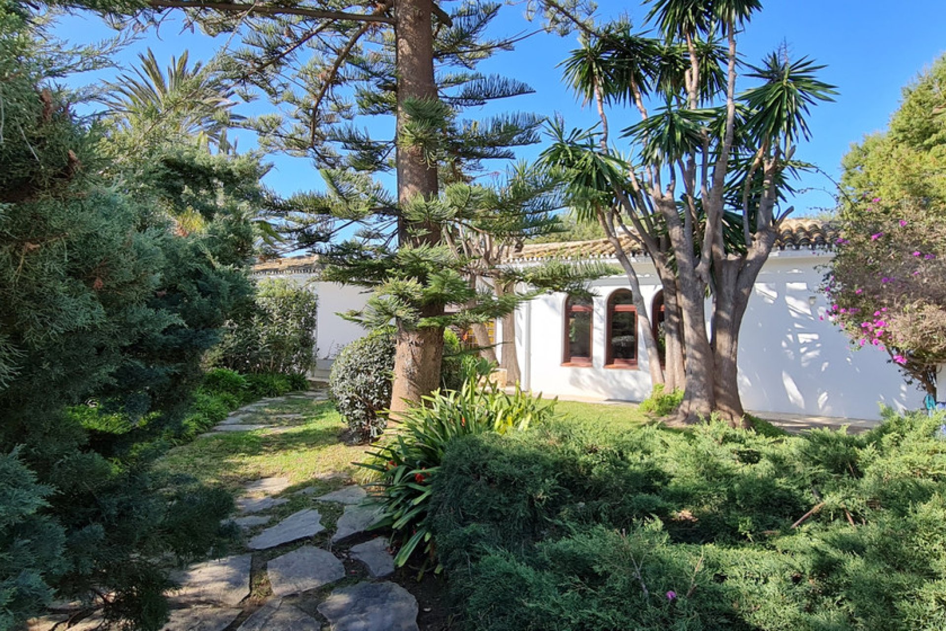 Resale - House - Detached Villa - Mijas - La Cala De Mijas