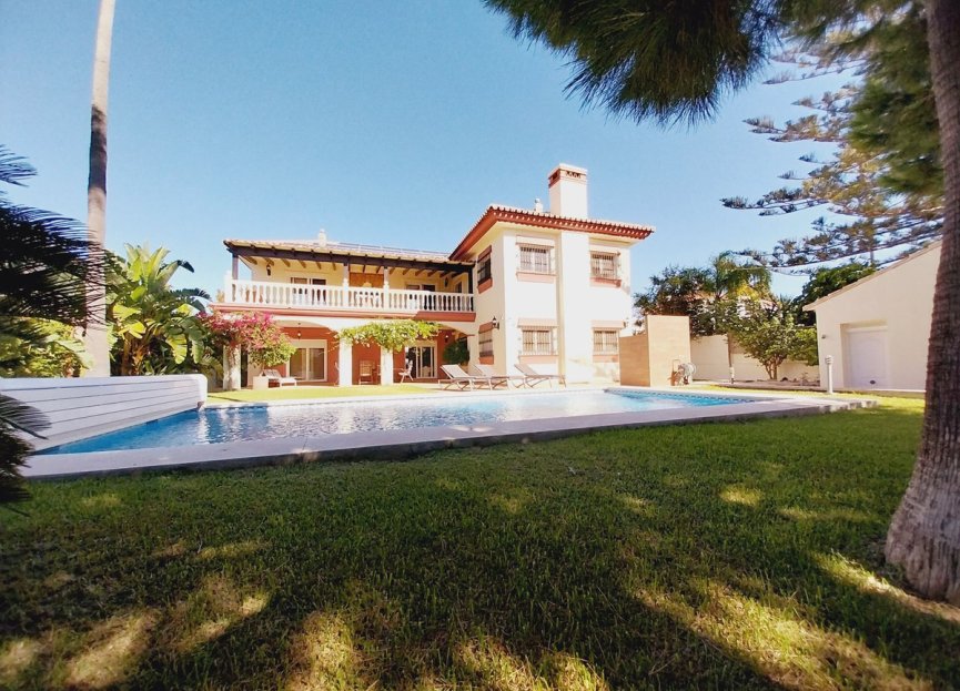 Resale - House - Detached Villa - Mijas - La Cala De Mijas